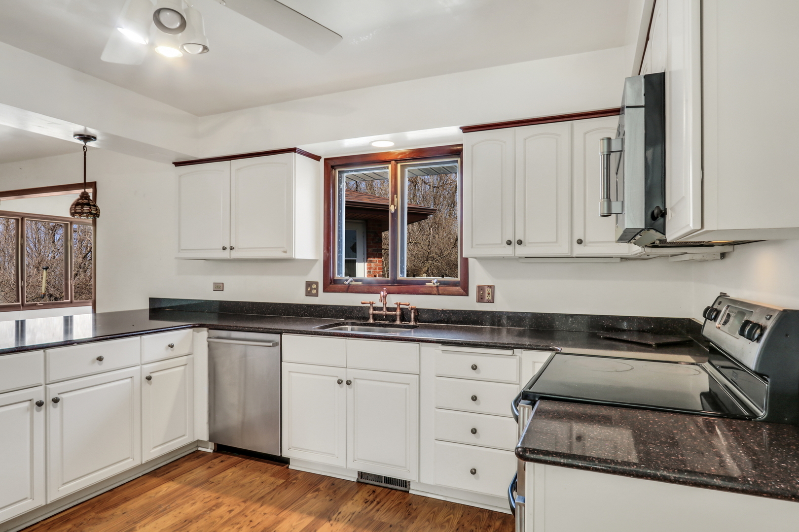 40335 N Mill Creek Road, Old Mill Creek, IL 60083