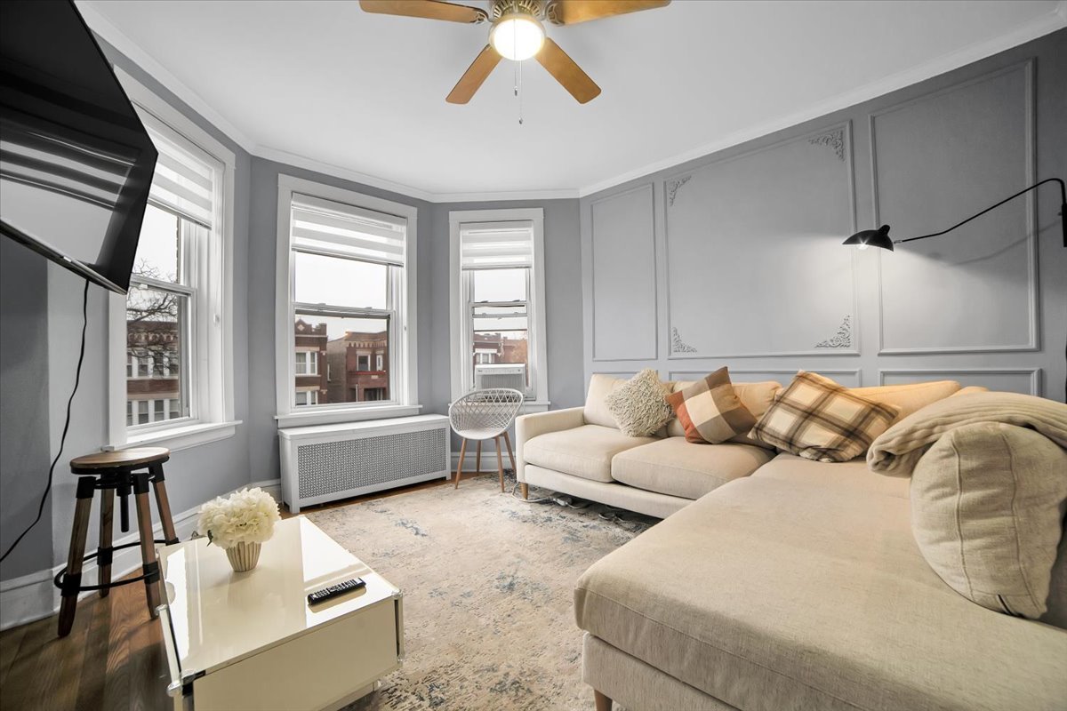 2108 Highland Avenue, Berwyn, IL 60402