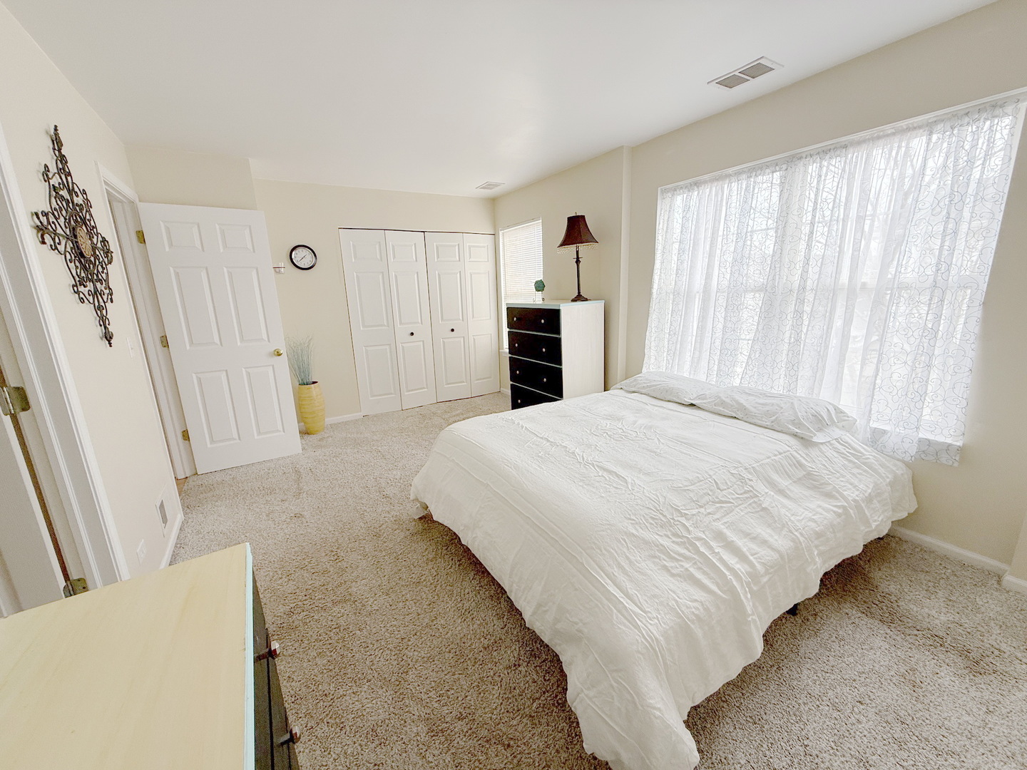 492 Holiday Lane, Hainesville, IL 60073