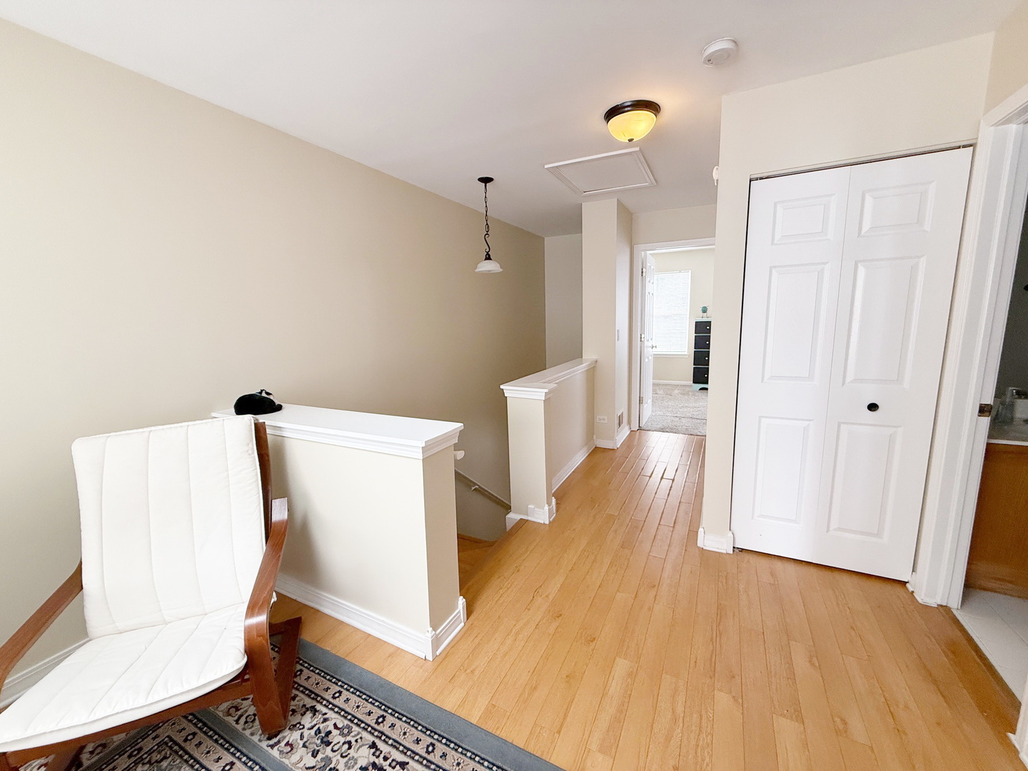 492 Holiday Lane, Hainesville, IL 60073