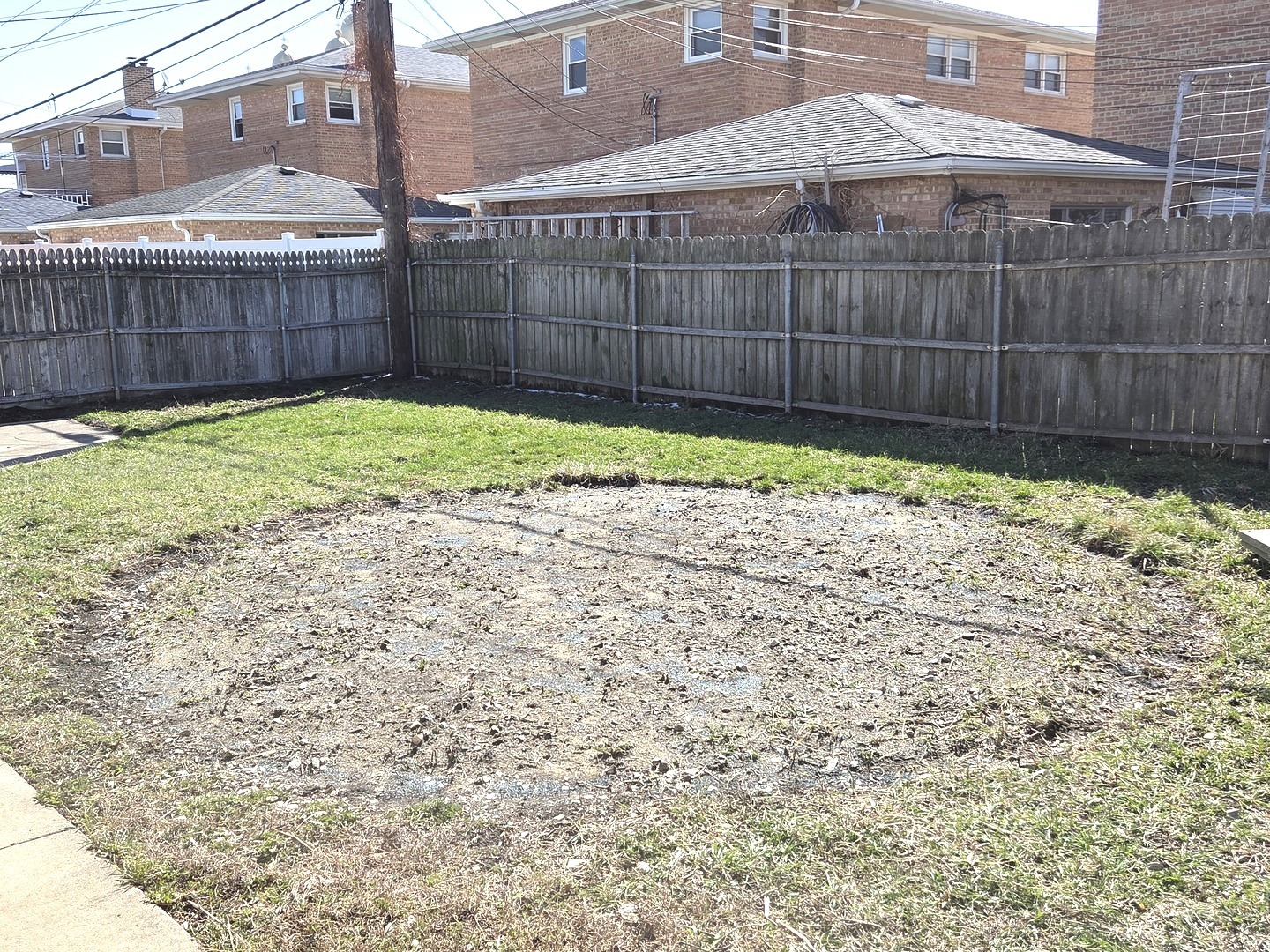 8517 W CARMEN Avenue, Chicago, IL 60656