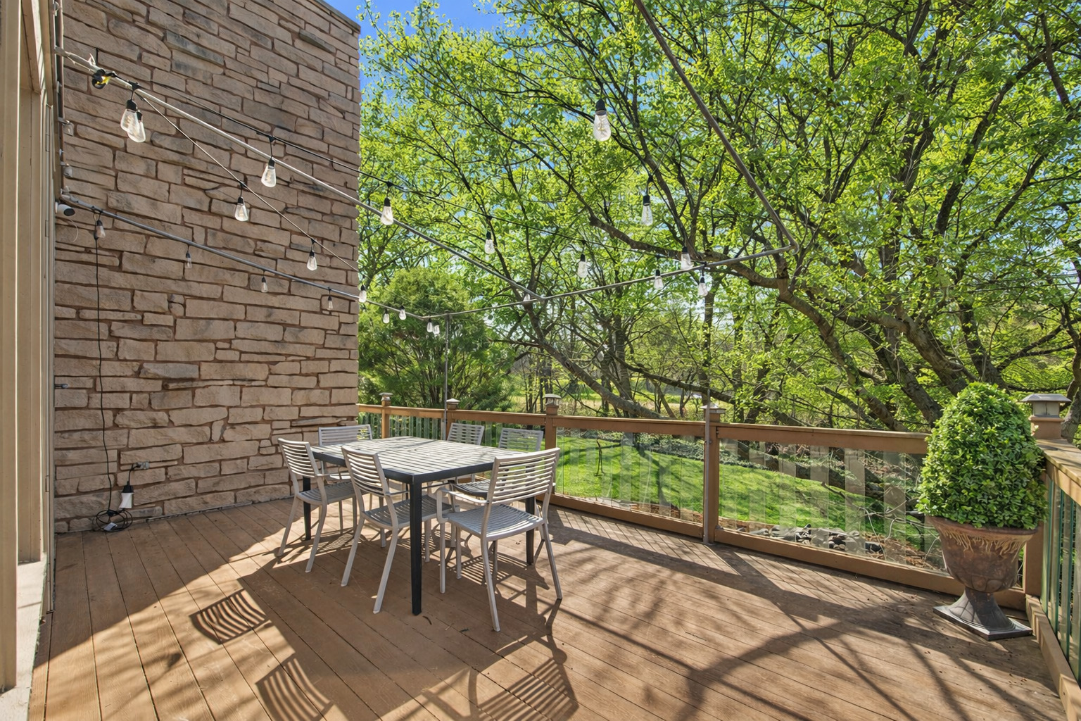 219 Parkview Drive, Bloomington, IL 61701