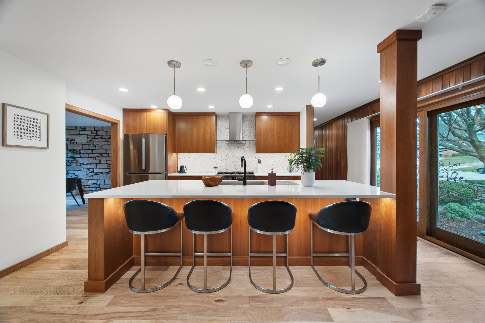 219 Parkview Drive, Bloomington, IL 61701