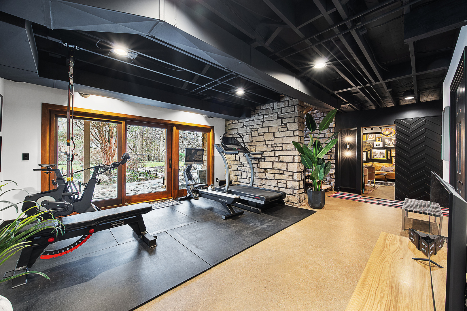 219 Parkview Drive, Bloomington, IL 61701