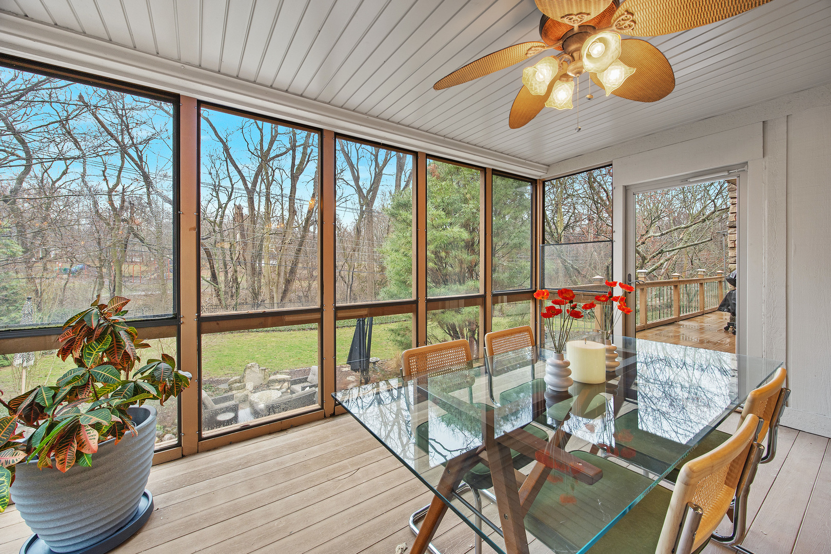 219 Parkview Drive, Bloomington, IL 61701