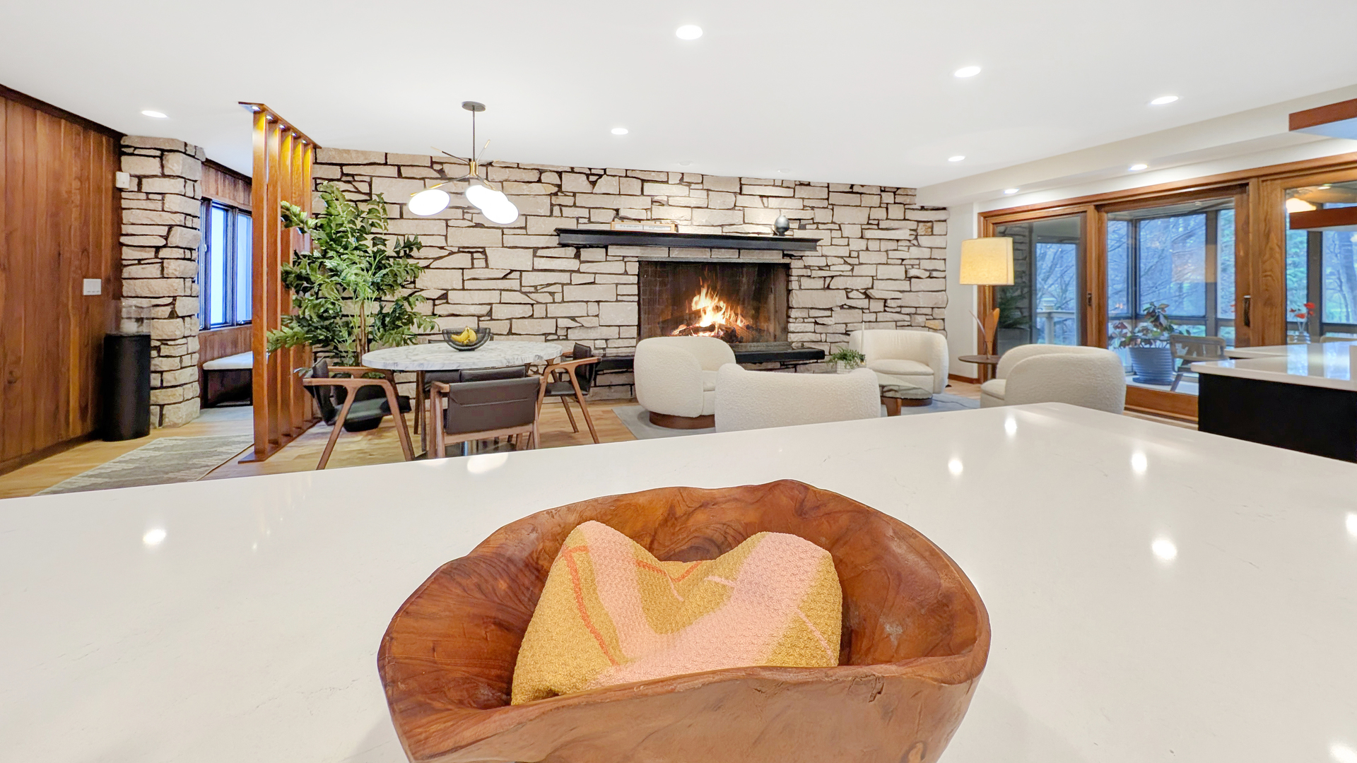 219 Parkview Drive, Bloomington, IL 61701