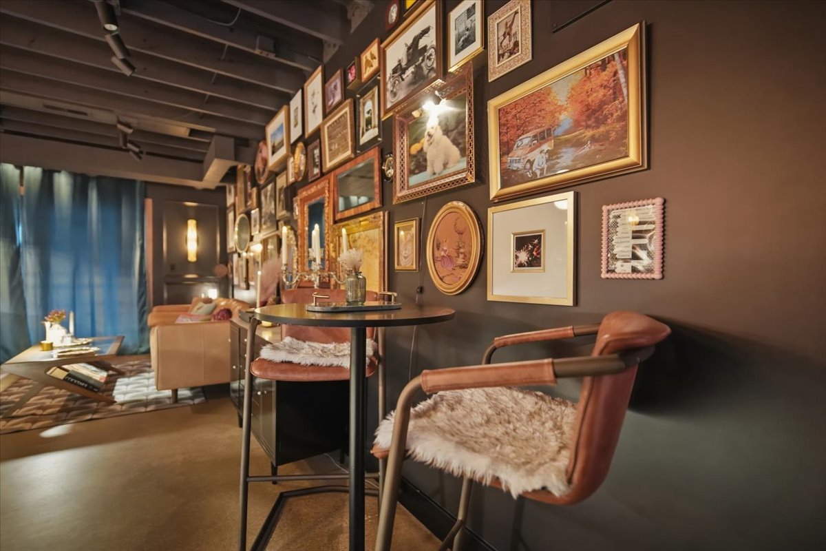 219 Parkview Drive, Bloomington, IL 61701