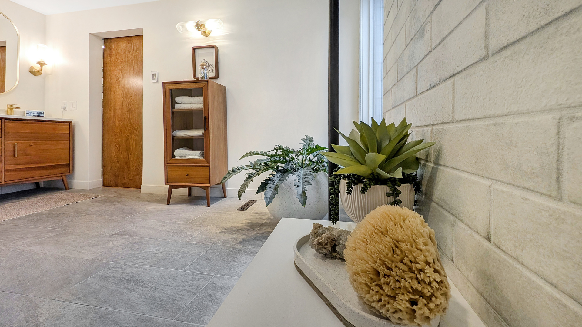 219 Parkview Drive, Bloomington, IL 61701