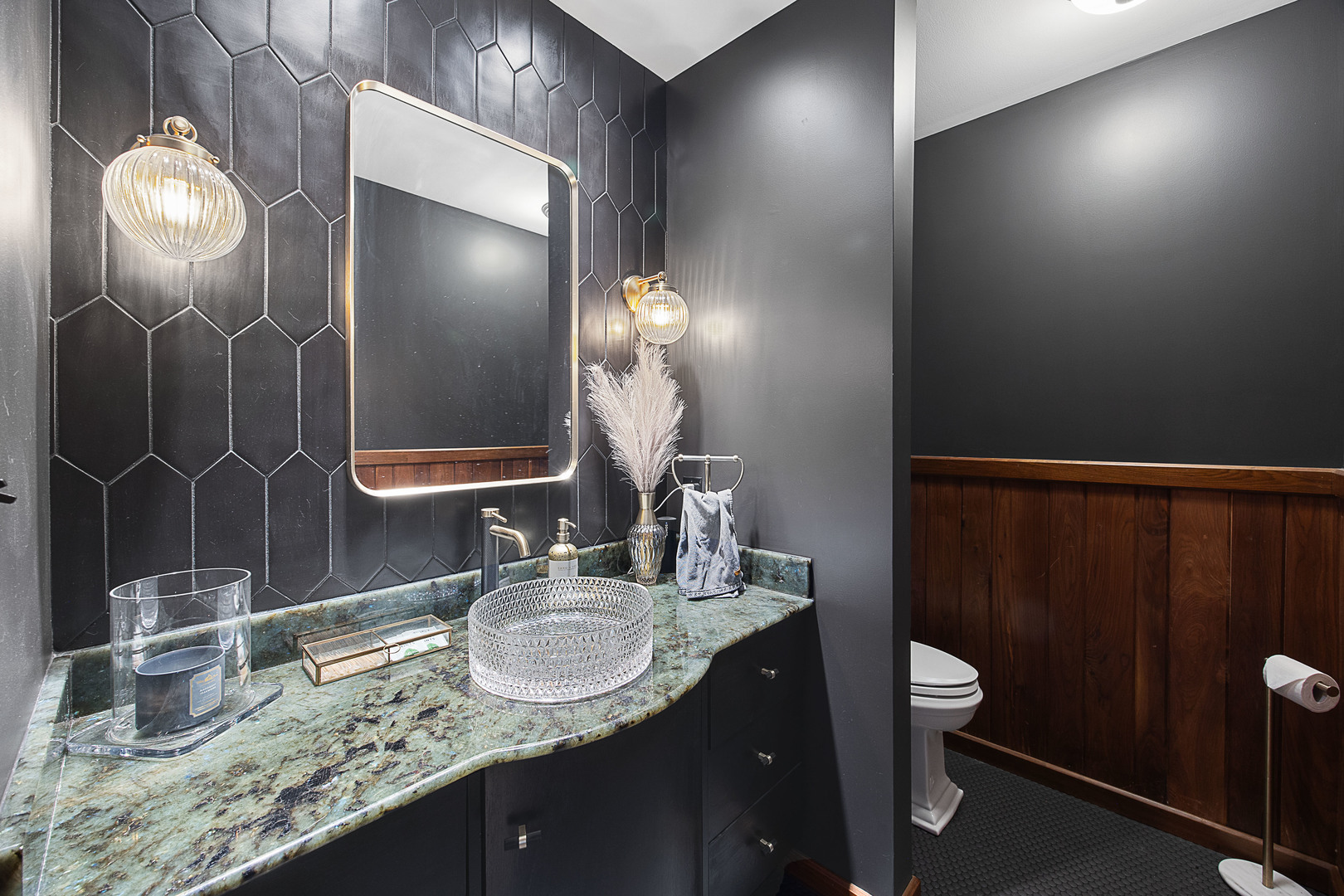 219 Parkview Drive, Bloomington, IL 61701