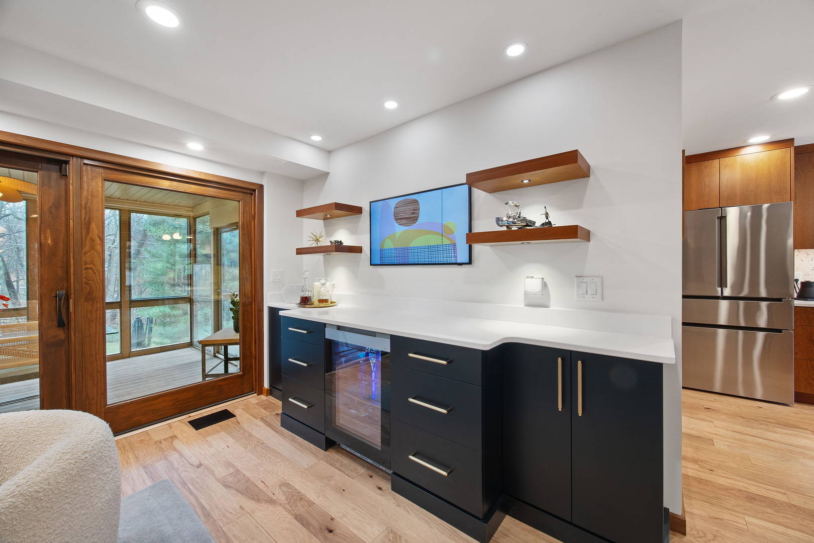 219 Parkview Drive, Bloomington, IL 61701