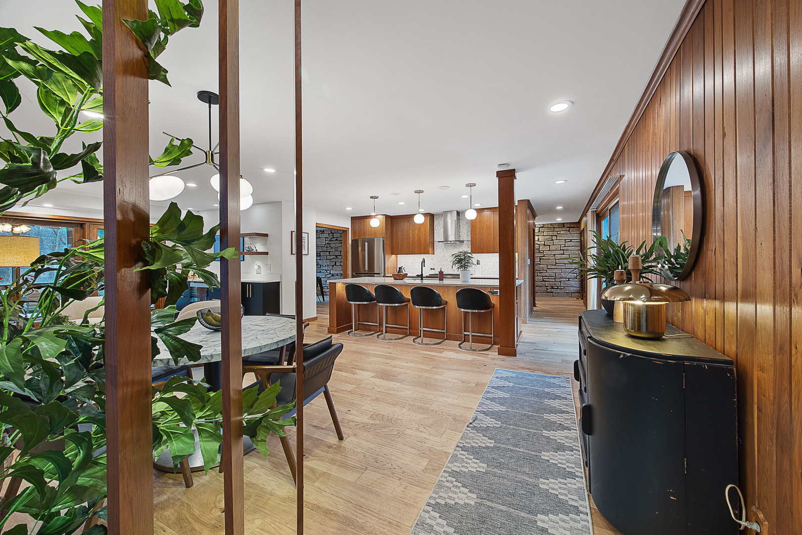 219 Parkview Drive, Bloomington, IL 61701