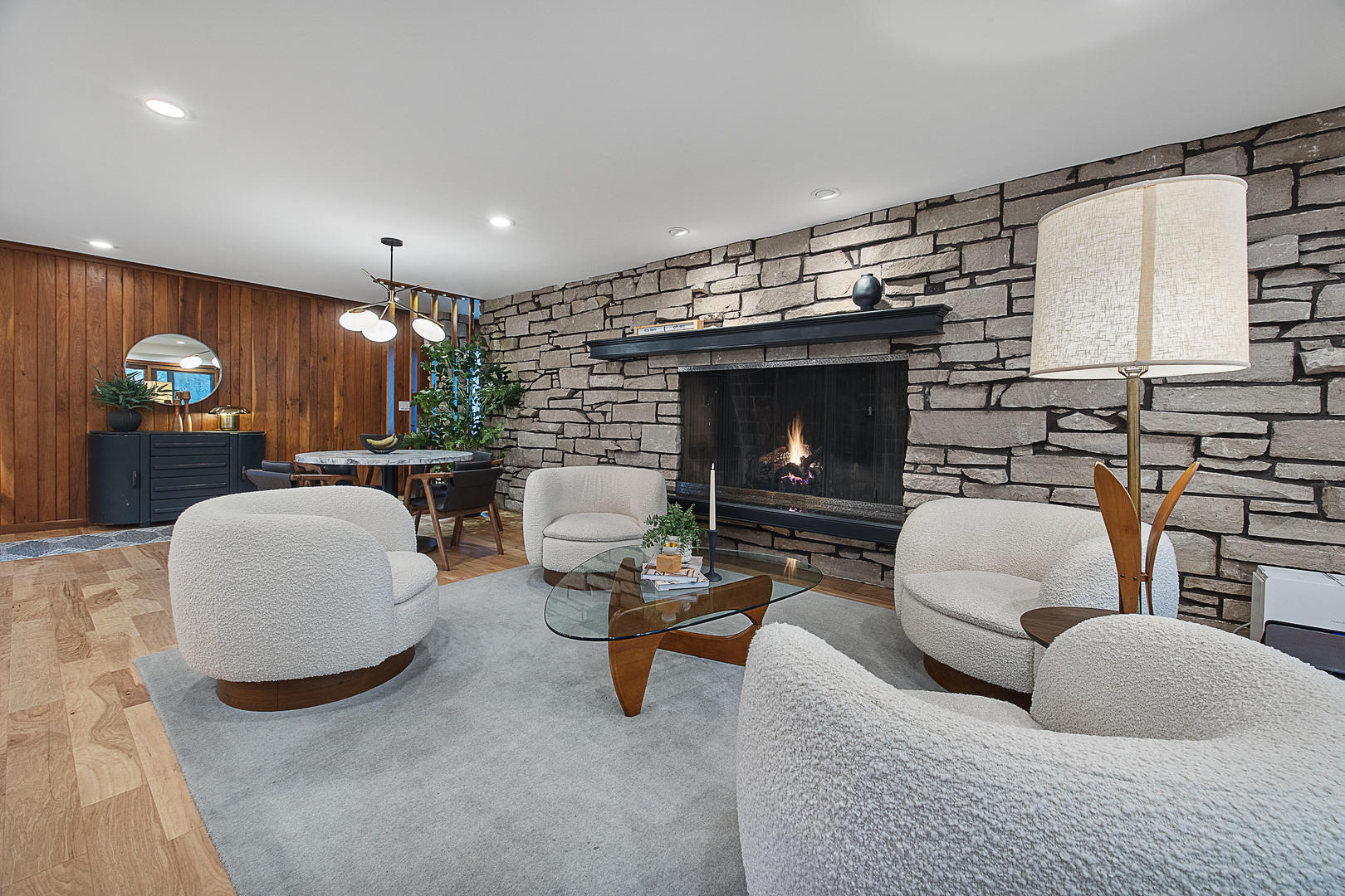 219 Parkview Drive, Bloomington, IL 61701