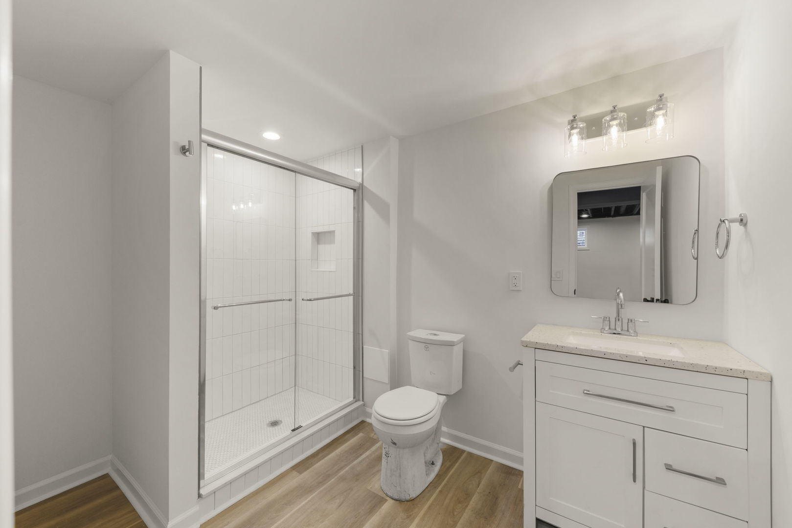 613 Zaininger Avenue, Naperville, IL 60563