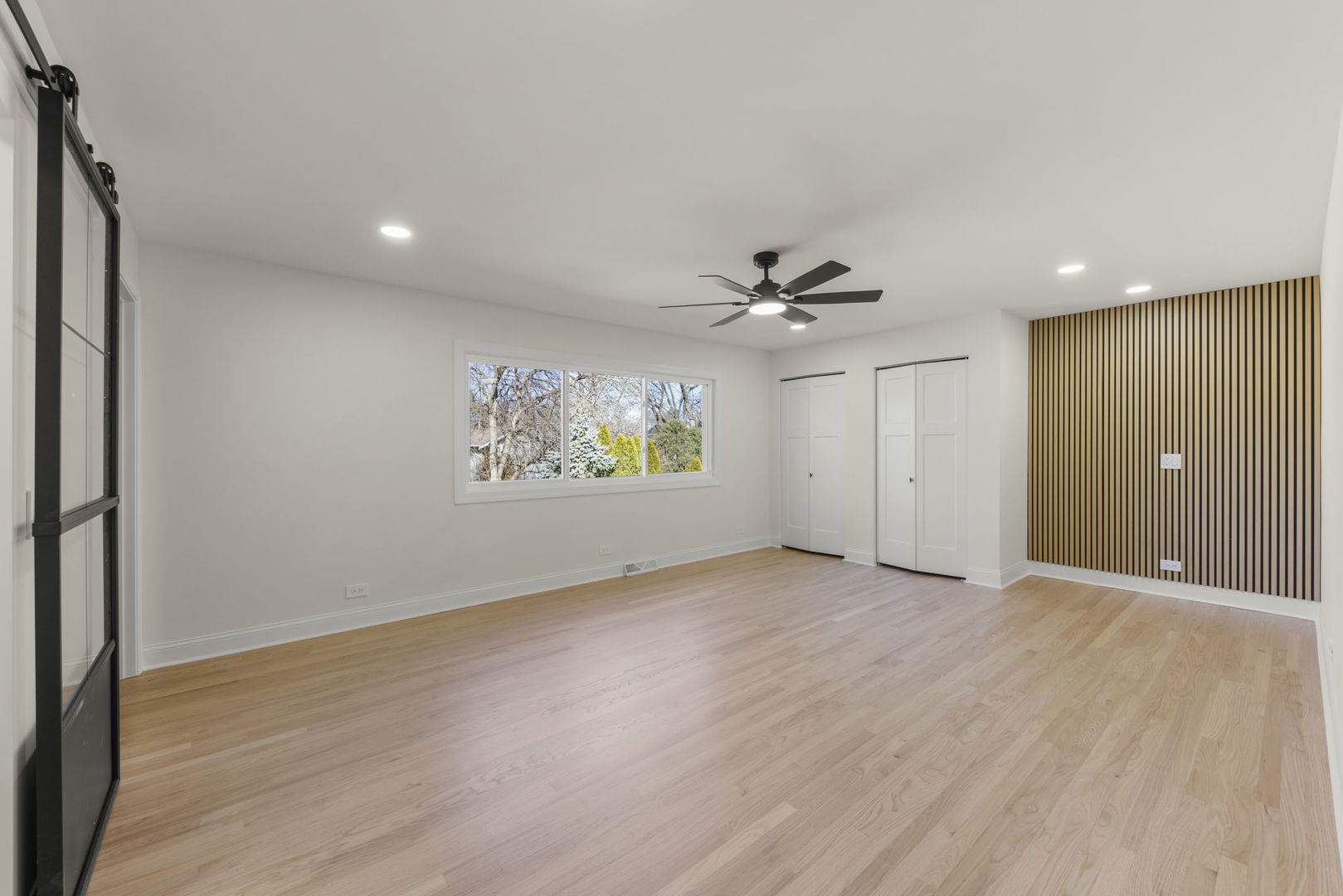 613 Zaininger Avenue, Naperville, IL 60563