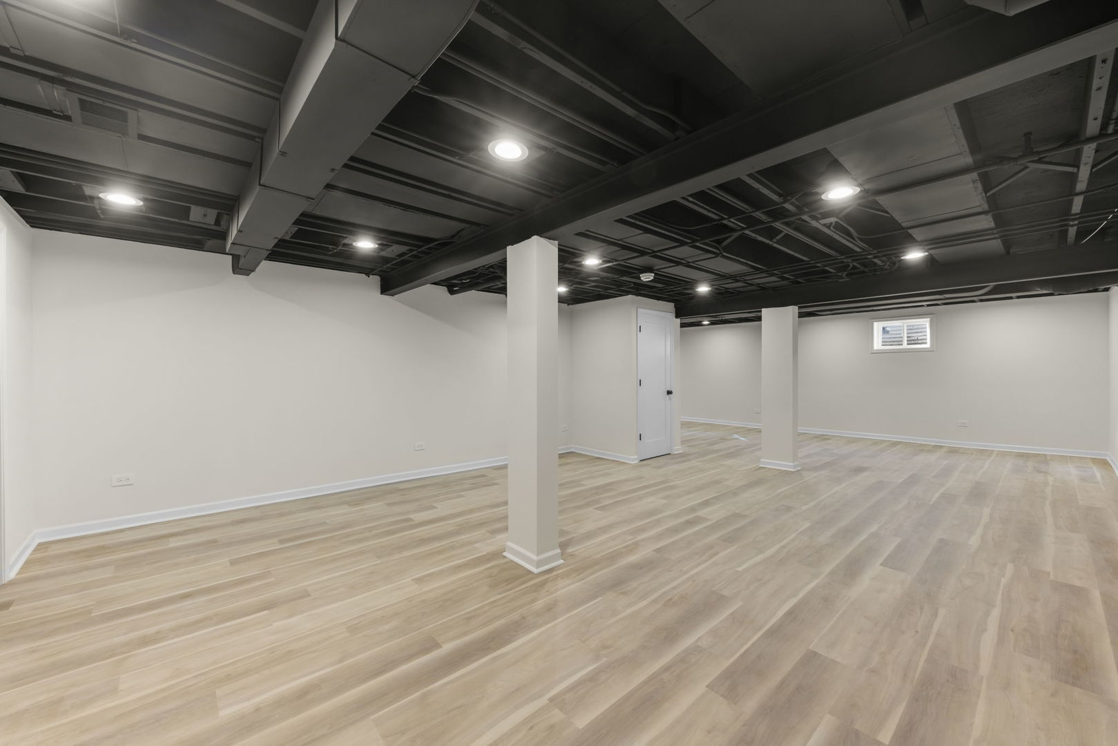 613 Zaininger Avenue, Naperville, IL 60563