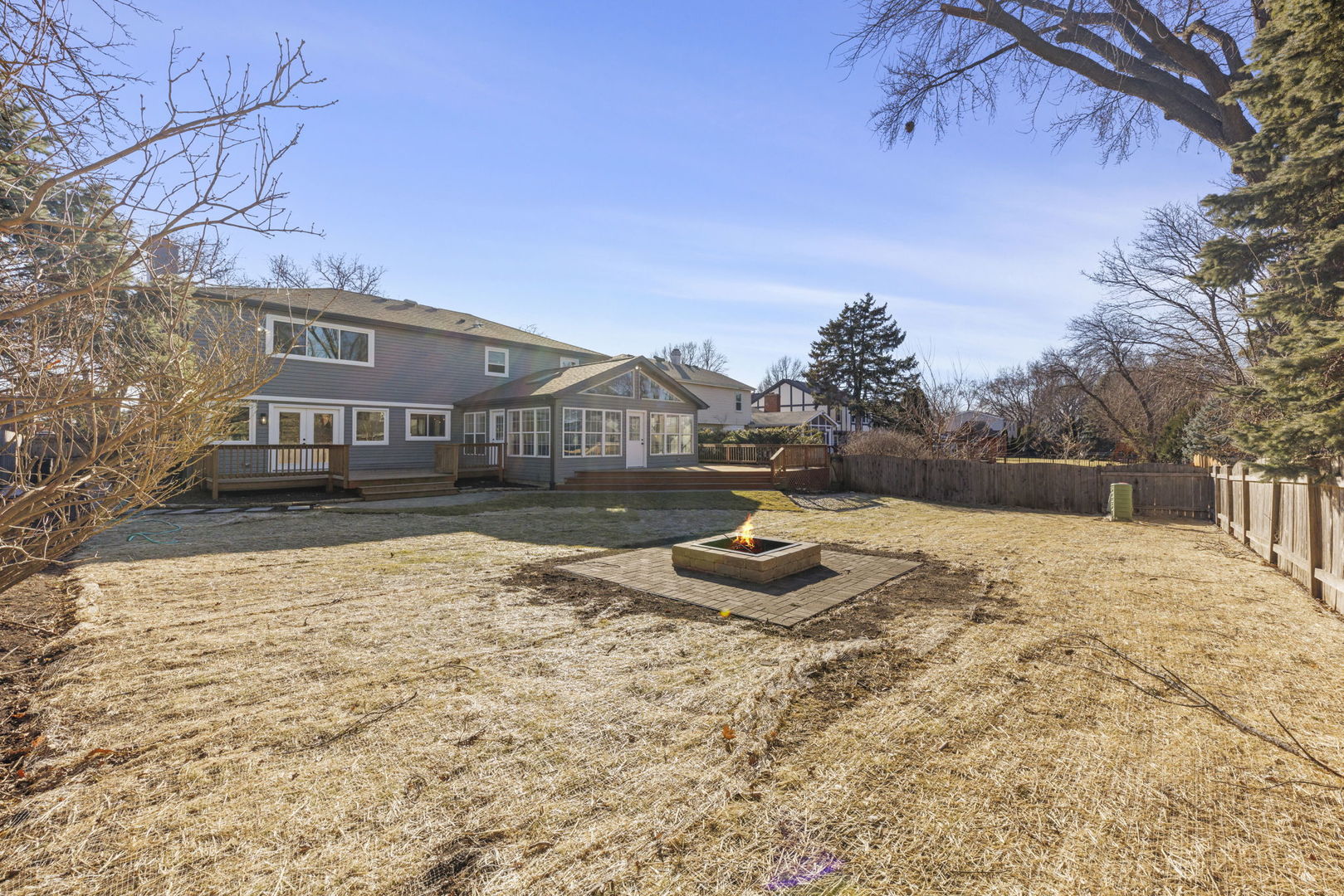 613 Zaininger Avenue, Naperville, IL 60563