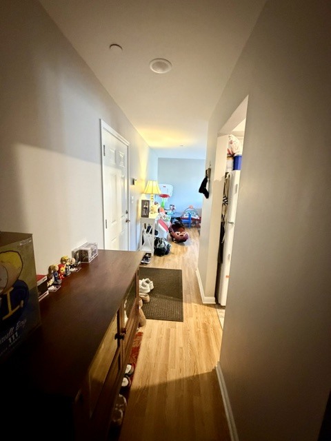 2216 Country Club Drive #25, Woodridge, IL 60517