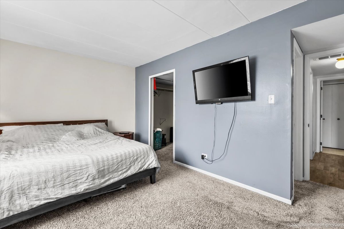 5202 Midlothian Turnpike #107, Crestwood, IL 60418