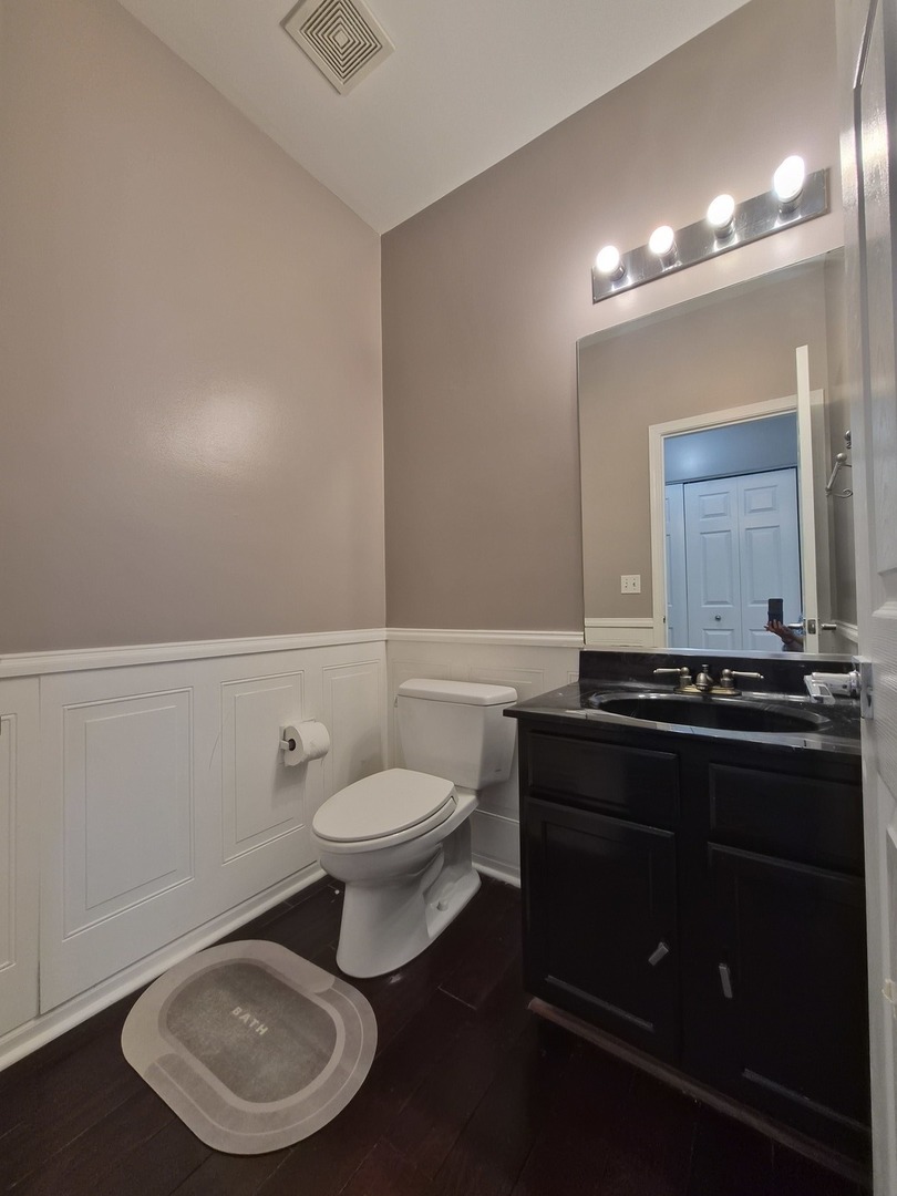 3817 Baybrook Drive, Aurora, IL 60504