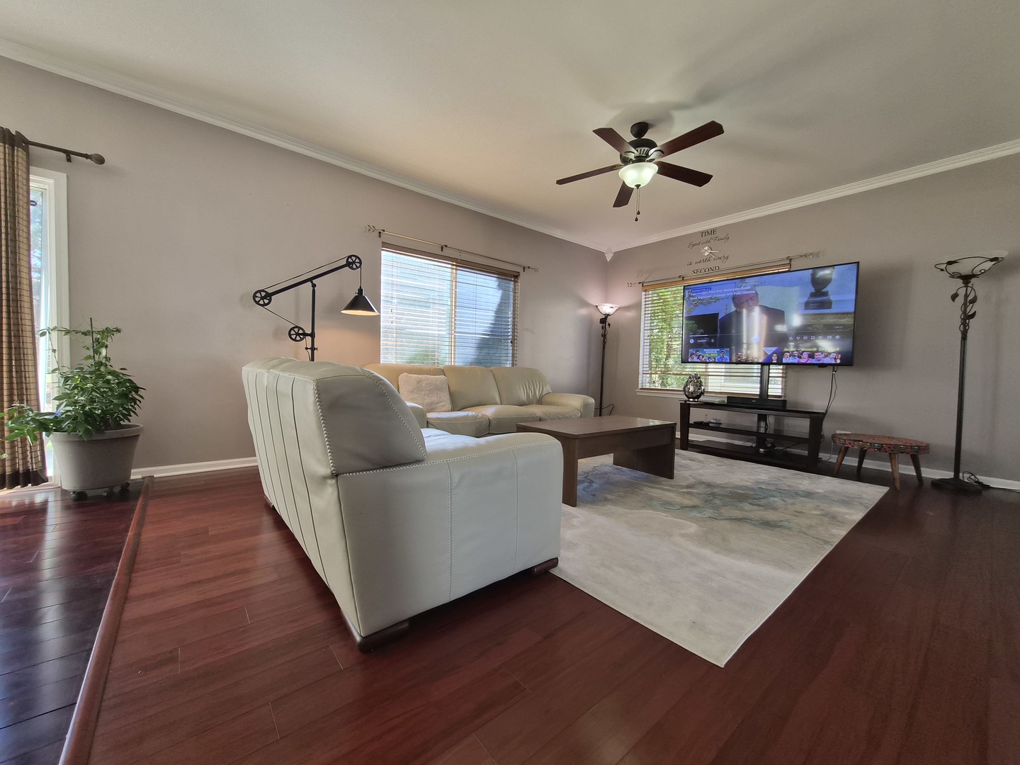 3817 Baybrook Drive, Aurora, IL 60504