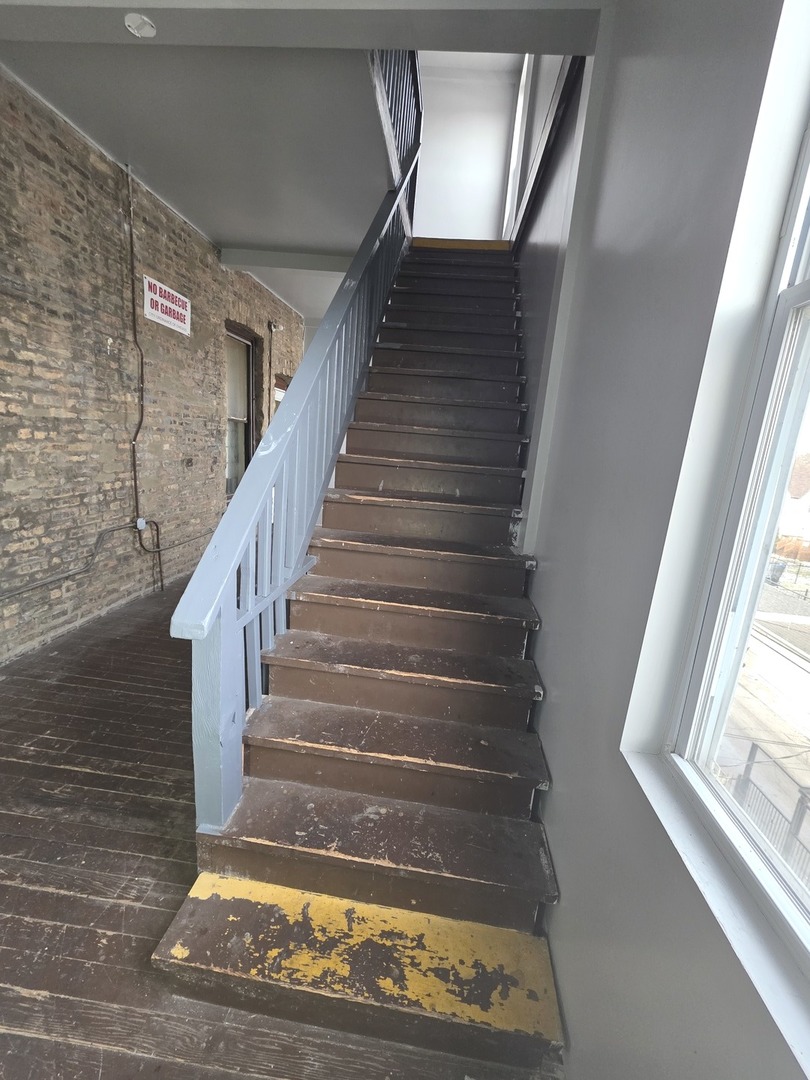 6527 S Kimbark Avenue #1, Chicago, IL 60637