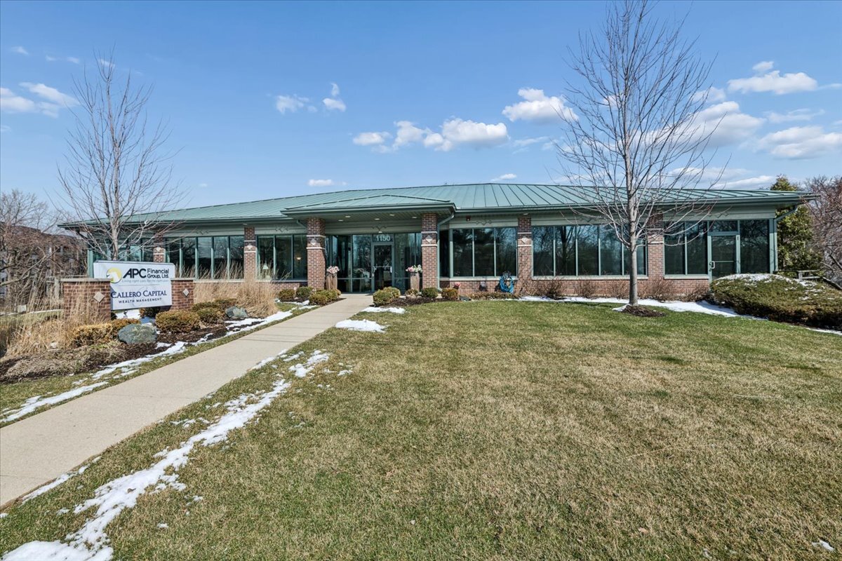 1150 W Northwest Highway, Mount Prospect, IL 60056