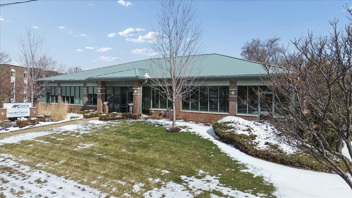 1150 W Northwest Highway, Mount Prospect, IL 60056