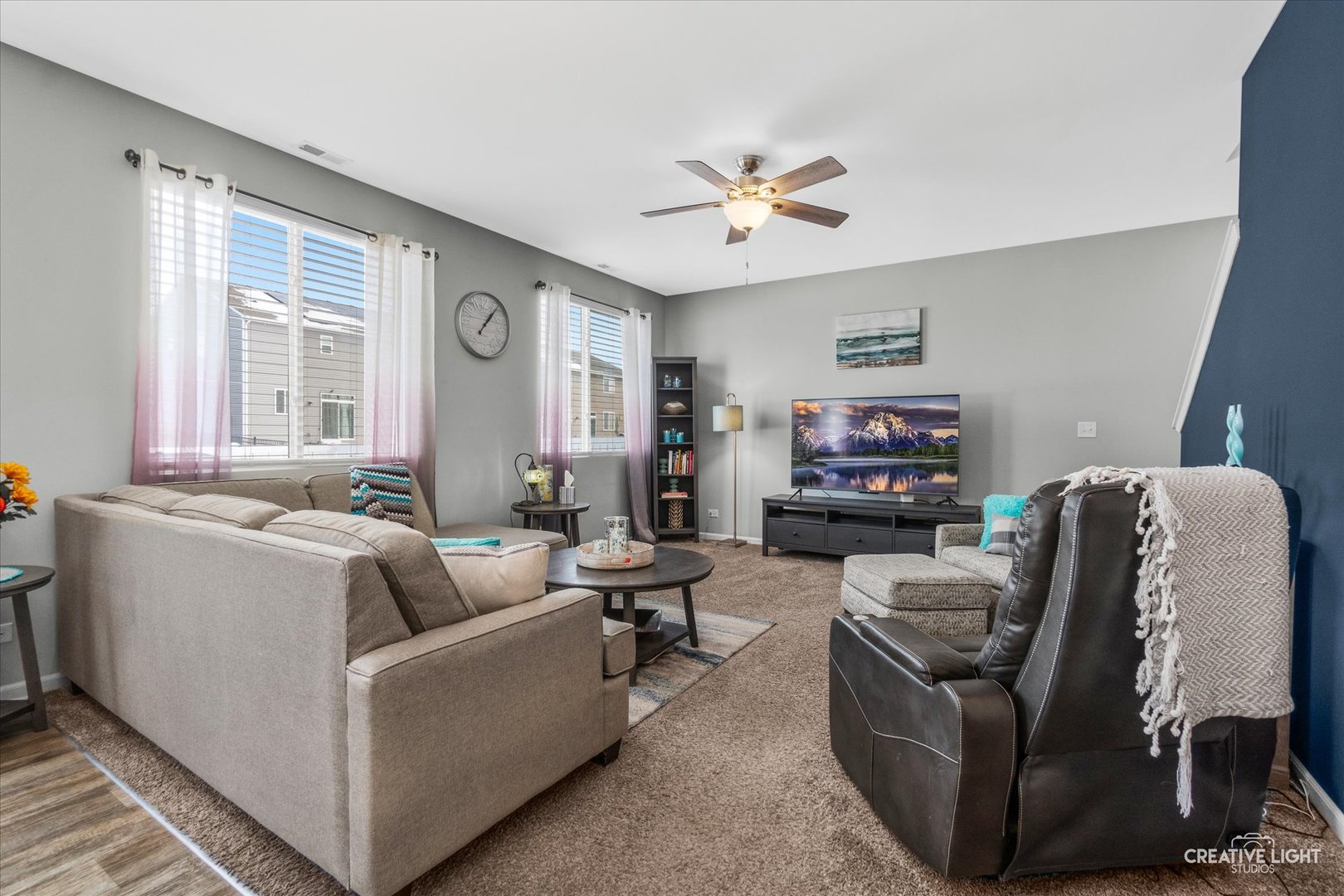 471 S Stone Brook Drive, Romeoville, IL 60446