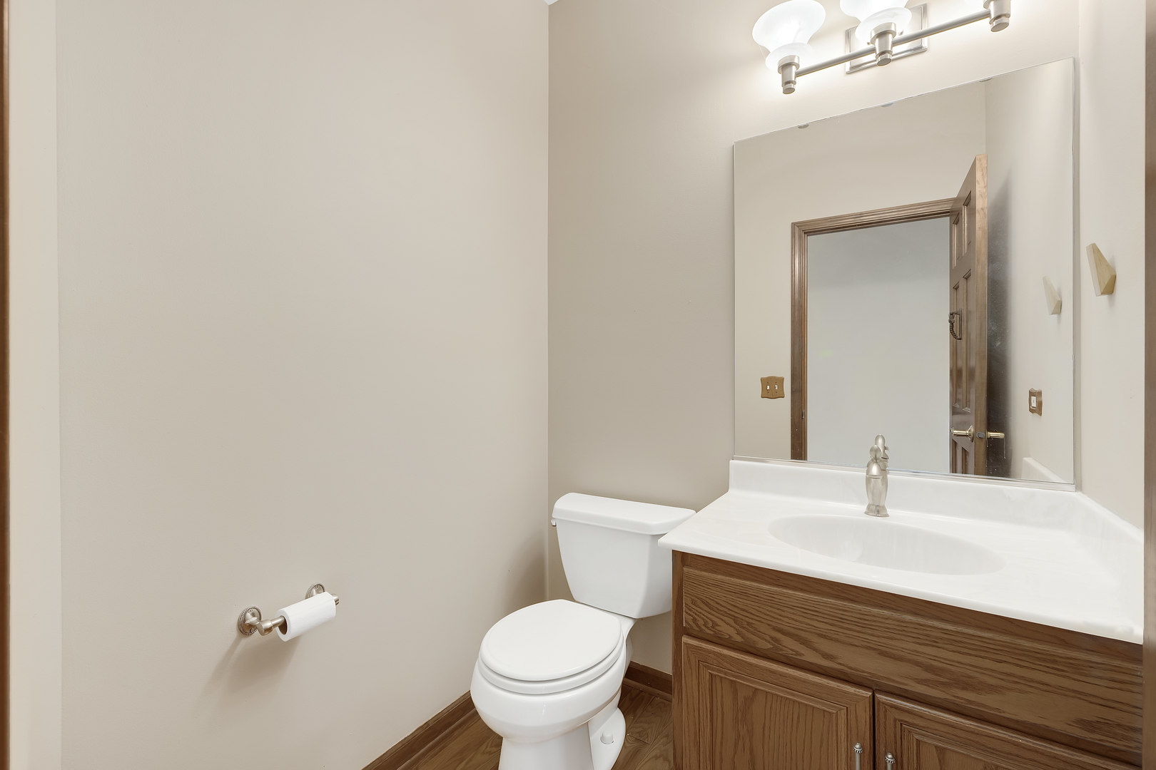 7113 Dunham Road, Downers Grove, IL 60516