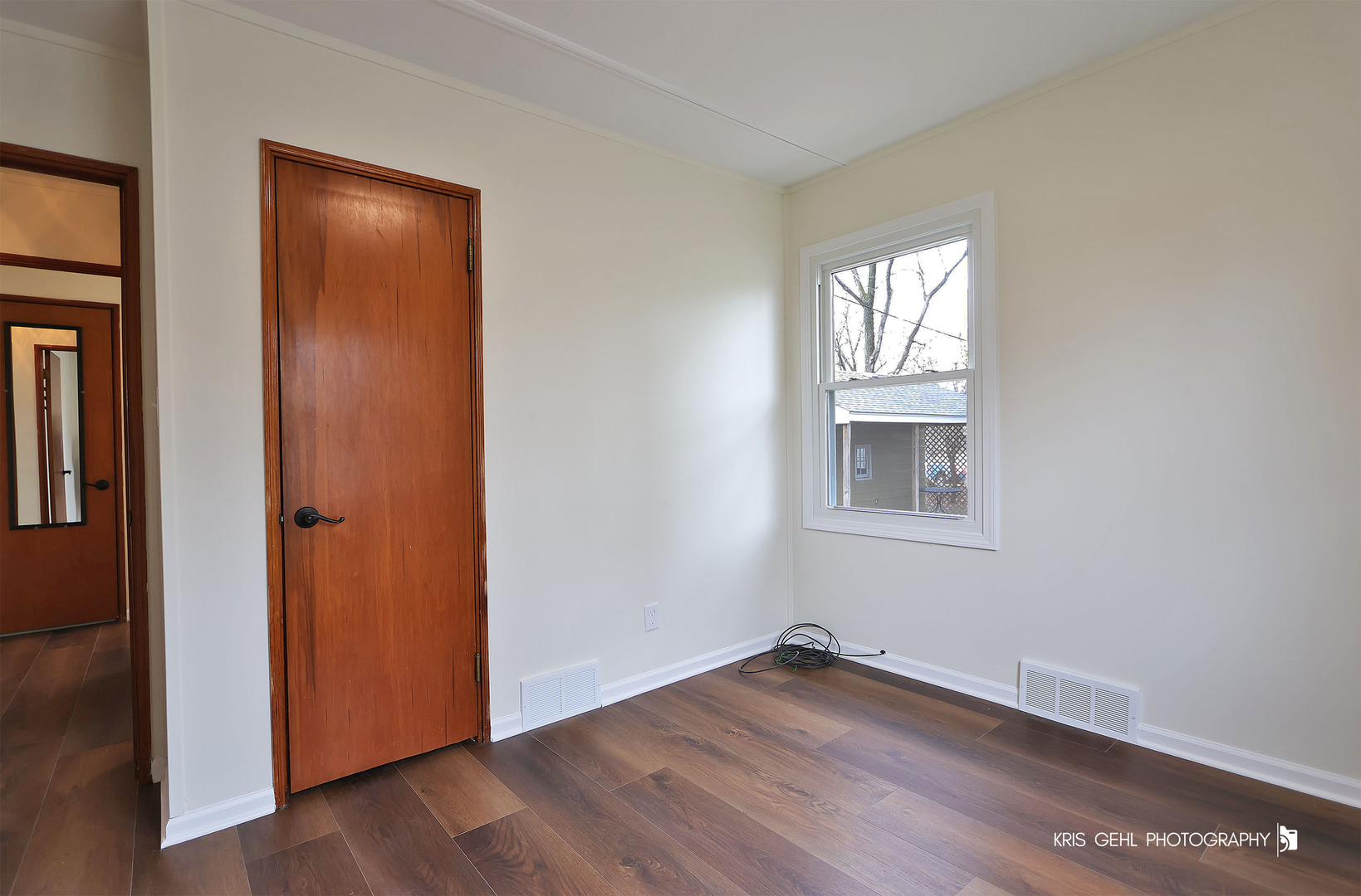 2207 Emmaus Avenue, Zion, IL 60099