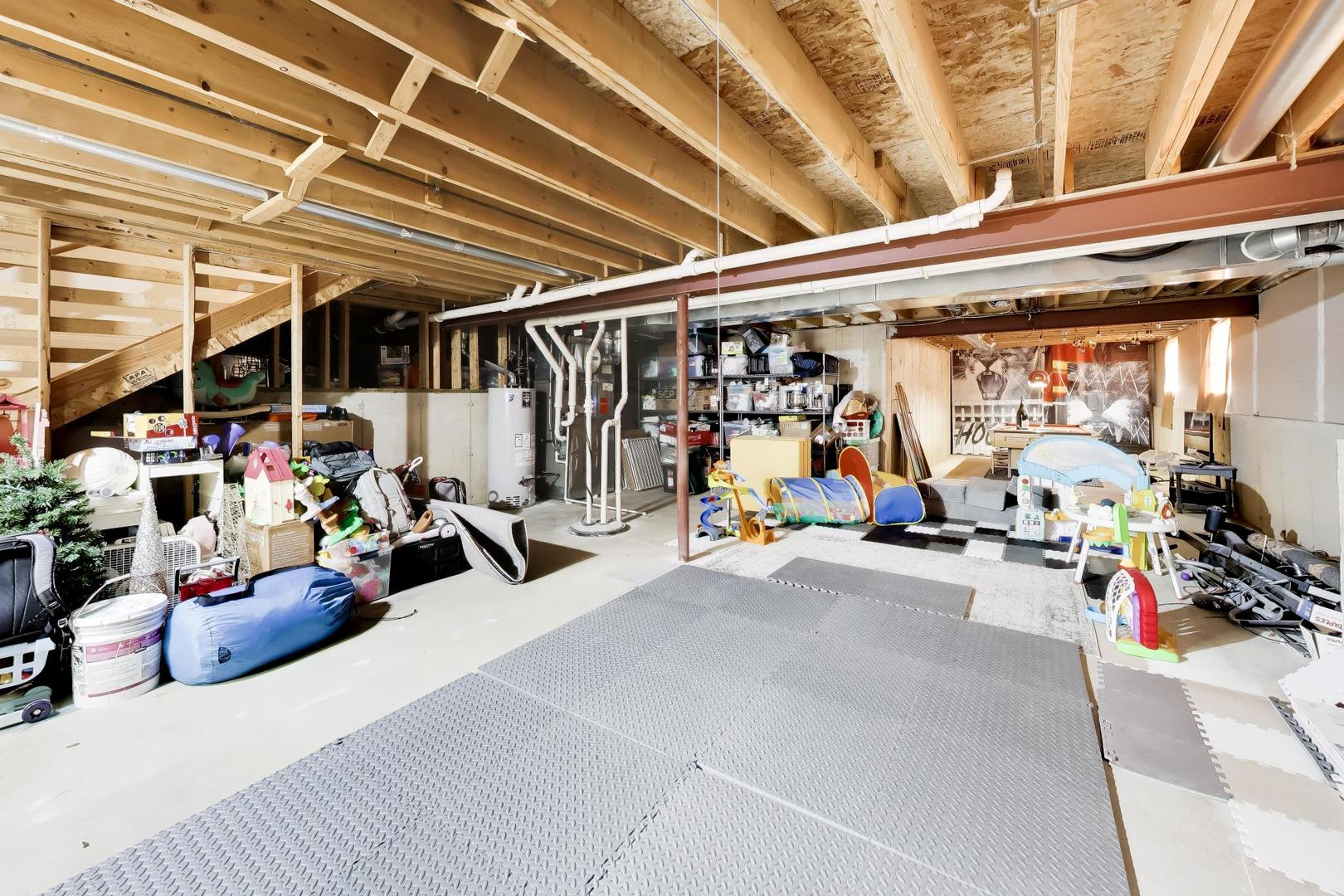 2775 Liberty Lakes Boulevard, Wauconda, IL 60084