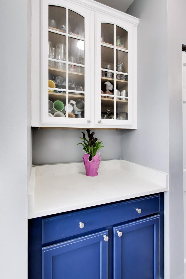 2775 Liberty Lakes Boulevard, Wauconda, IL 60084