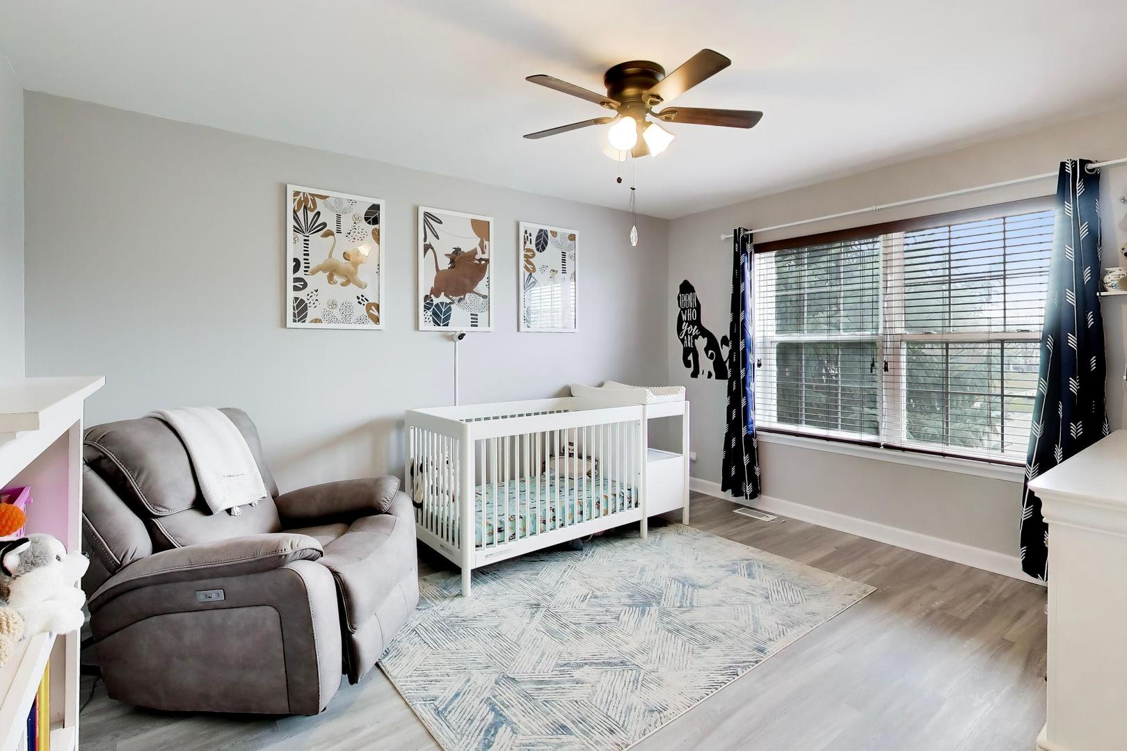 2775 Liberty Lakes Boulevard, Wauconda, IL 60084