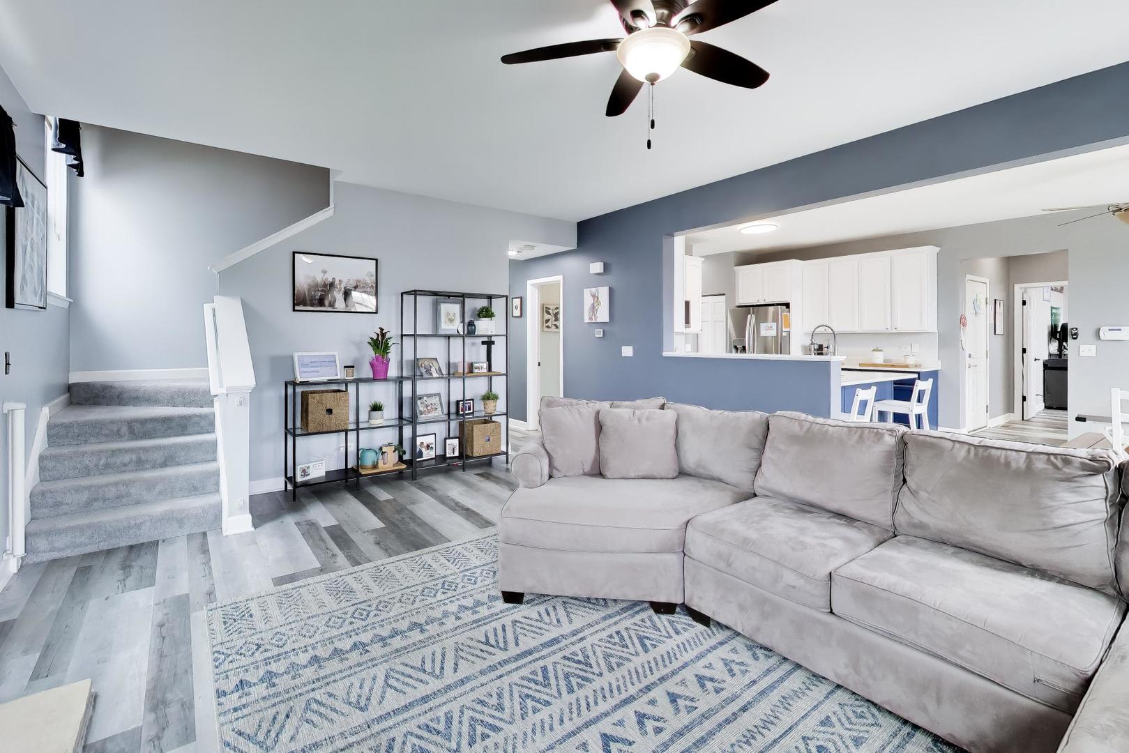 2775 Liberty Lakes Boulevard, Wauconda, IL 60084