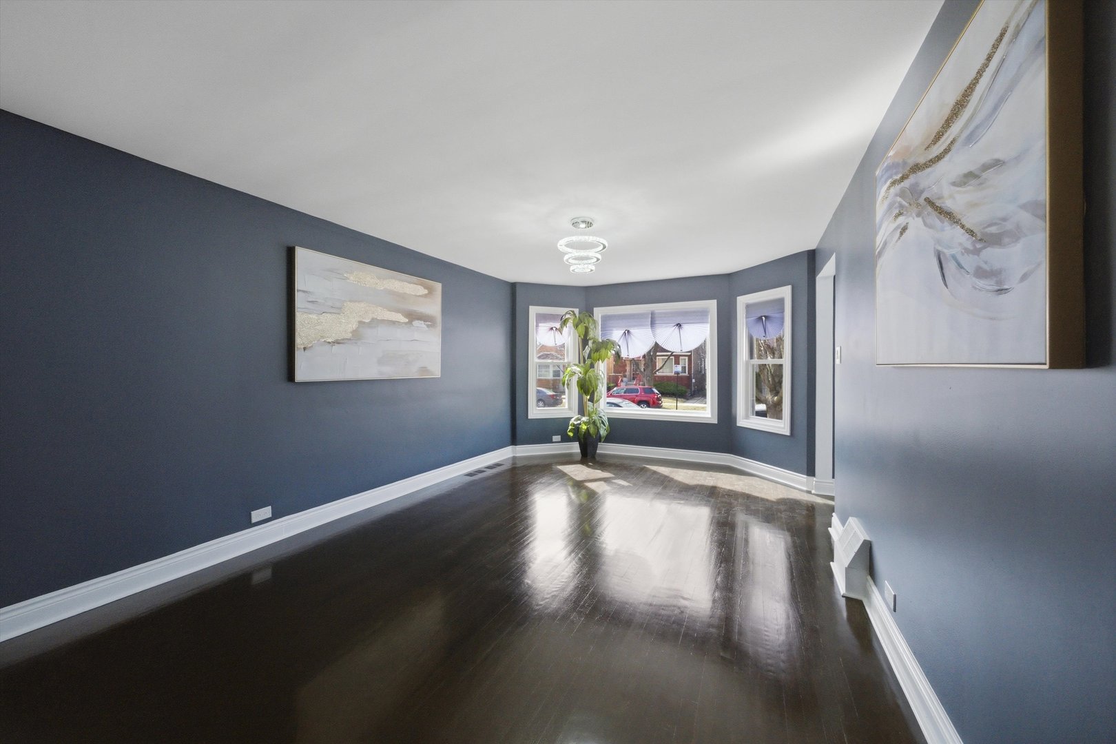 7145 S Richmond Street, Chicago, IL 60629