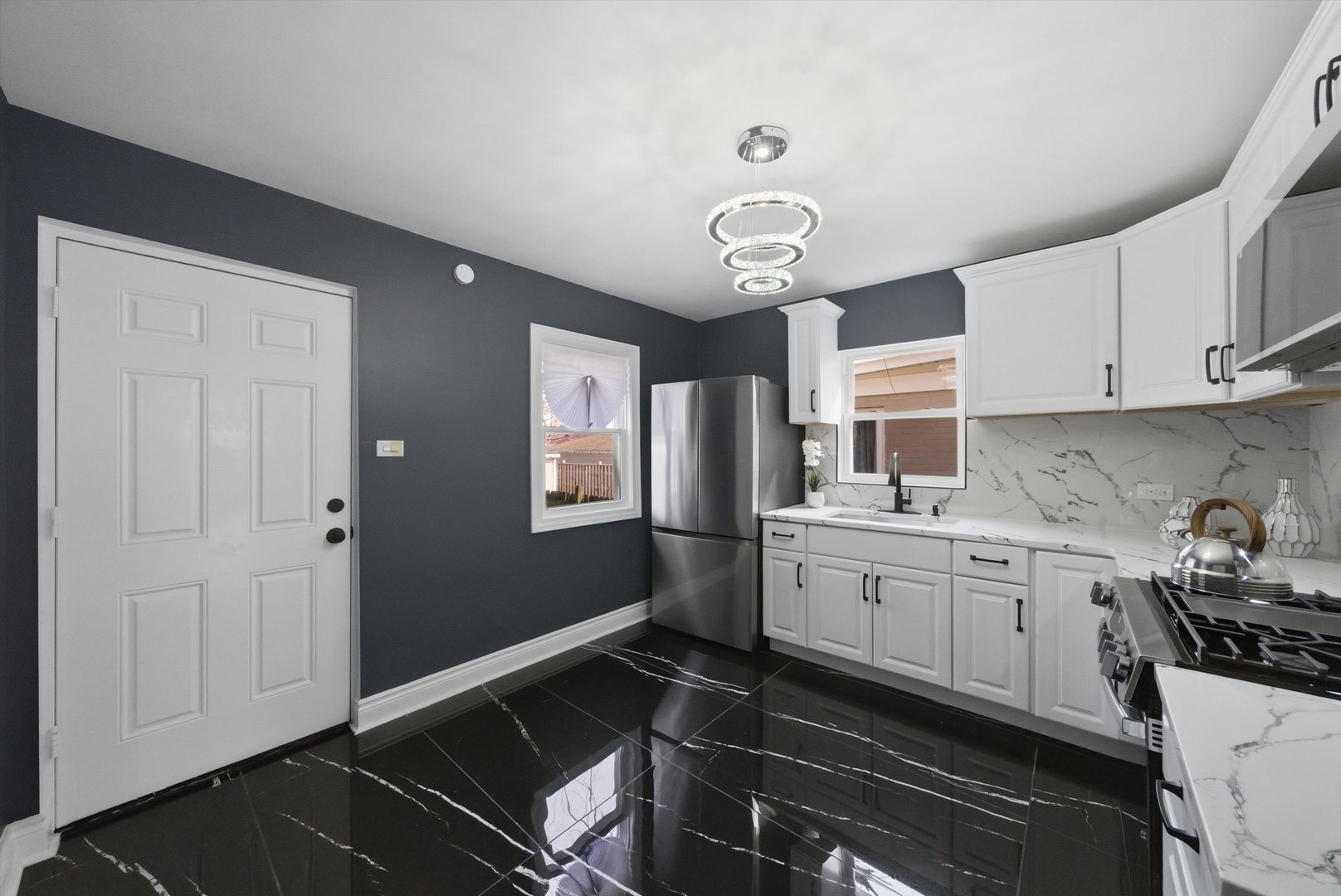 7145 S Richmond Street, Chicago, IL 60629