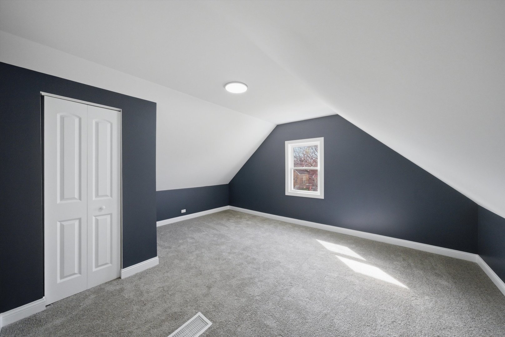 7145 S Richmond Street, Chicago, IL 60629