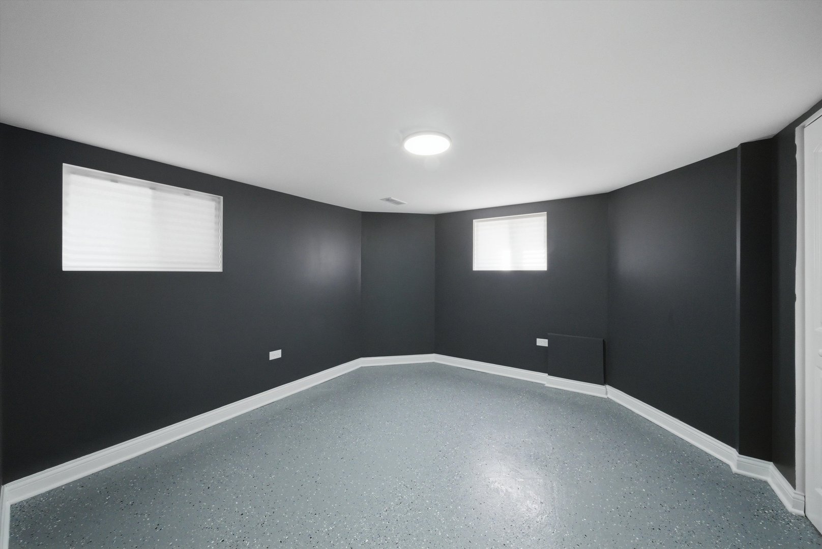 7145 S Richmond Street, Chicago, IL 60629