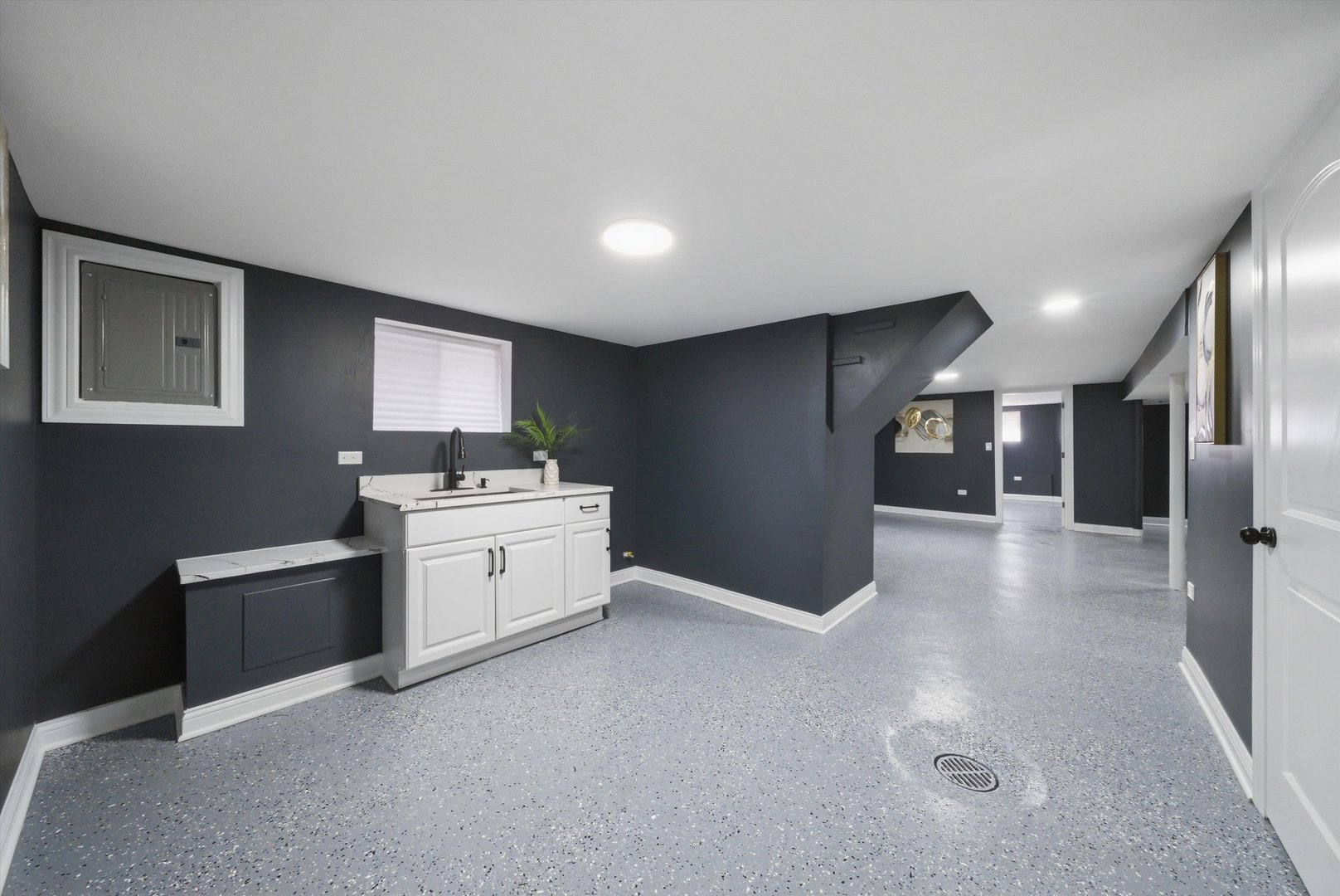 7145 S Richmond Street, Chicago, IL 60629