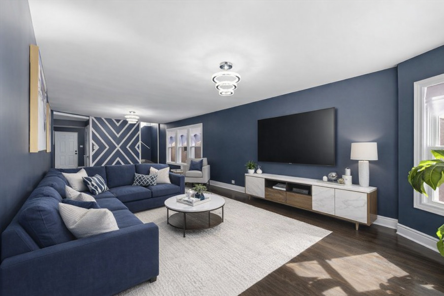 7145 S Richmond Street, Chicago, IL 60629