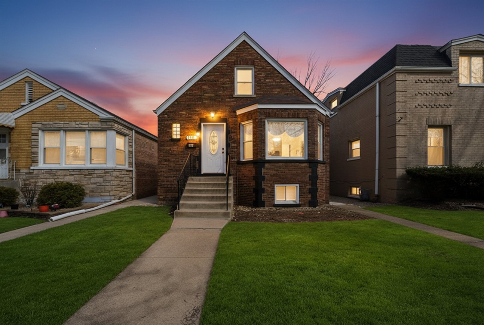 7145 S Richmond Street, Chicago, IL 60629