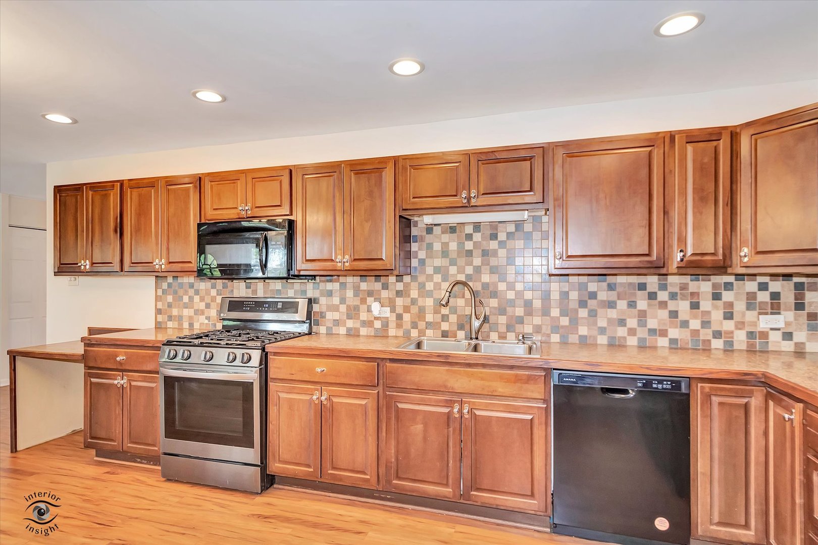 21946 Merrill Avenue, Sauk Village, IL 60411