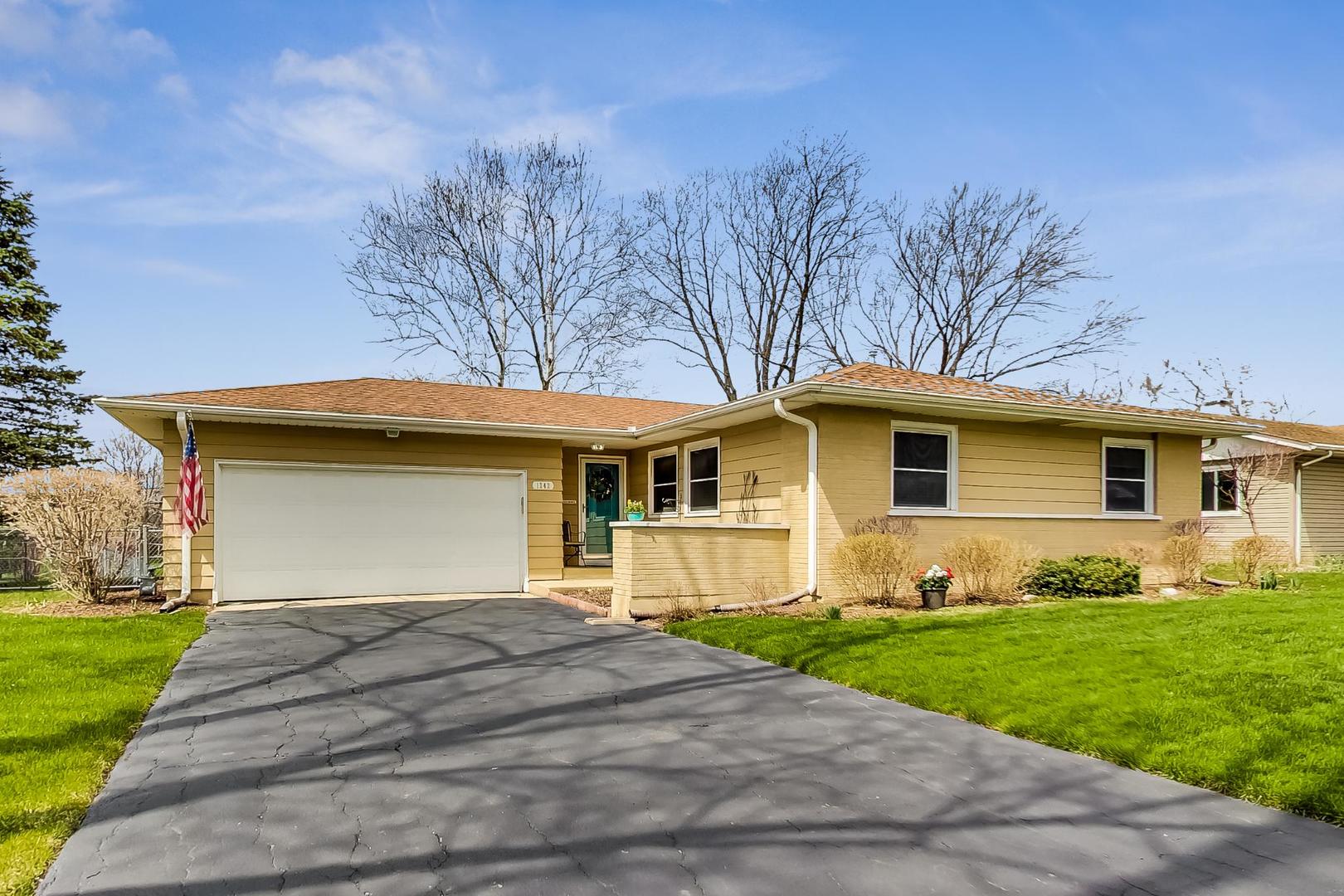 1242 N Linden Avenue, Palatine, IL 60074