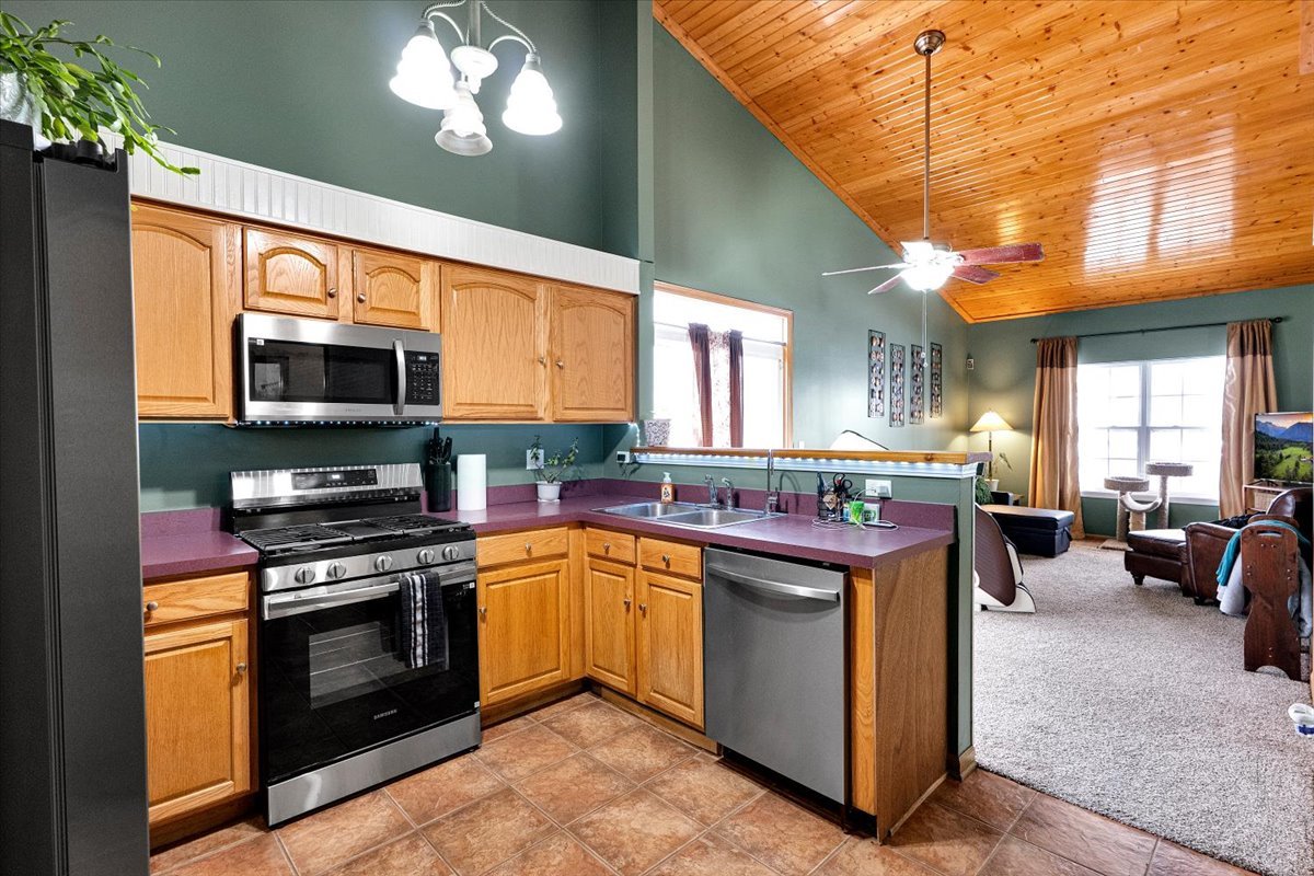 1502 Red Top Lane #1502, Minooka, IL 60447