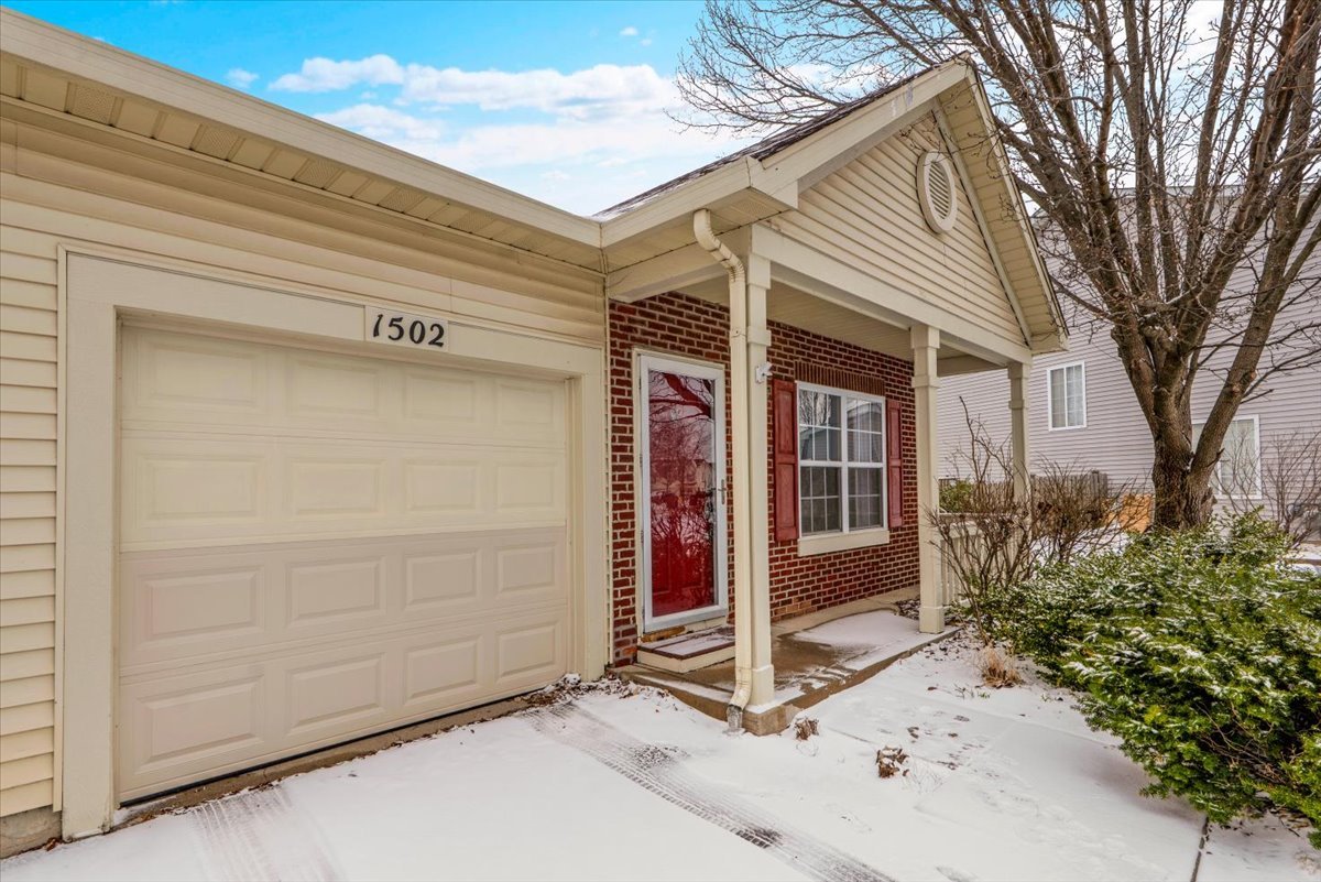 1502 Red Top Lane #1502, Minooka, IL 60447
