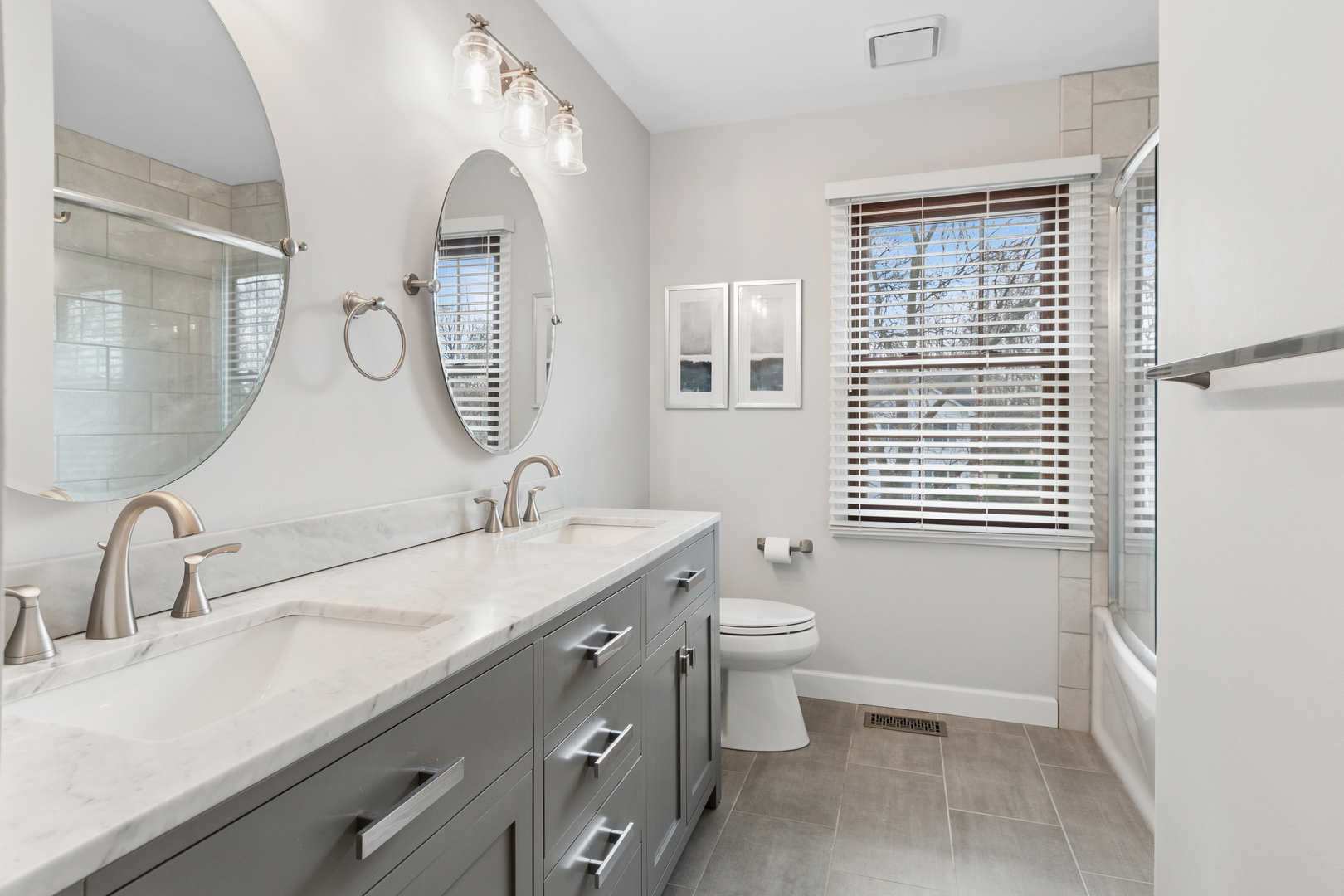 2238 Allegany Drive, Naperville, IL 60565