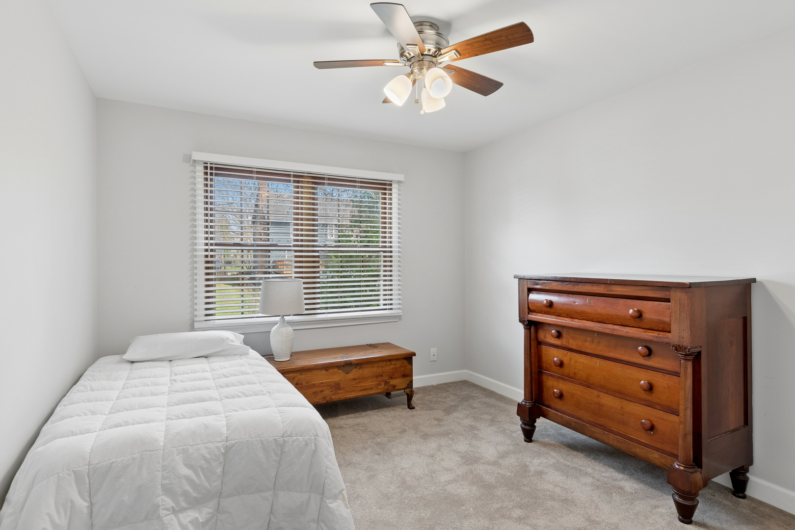 2238 Allegany Drive, Naperville, IL 60565