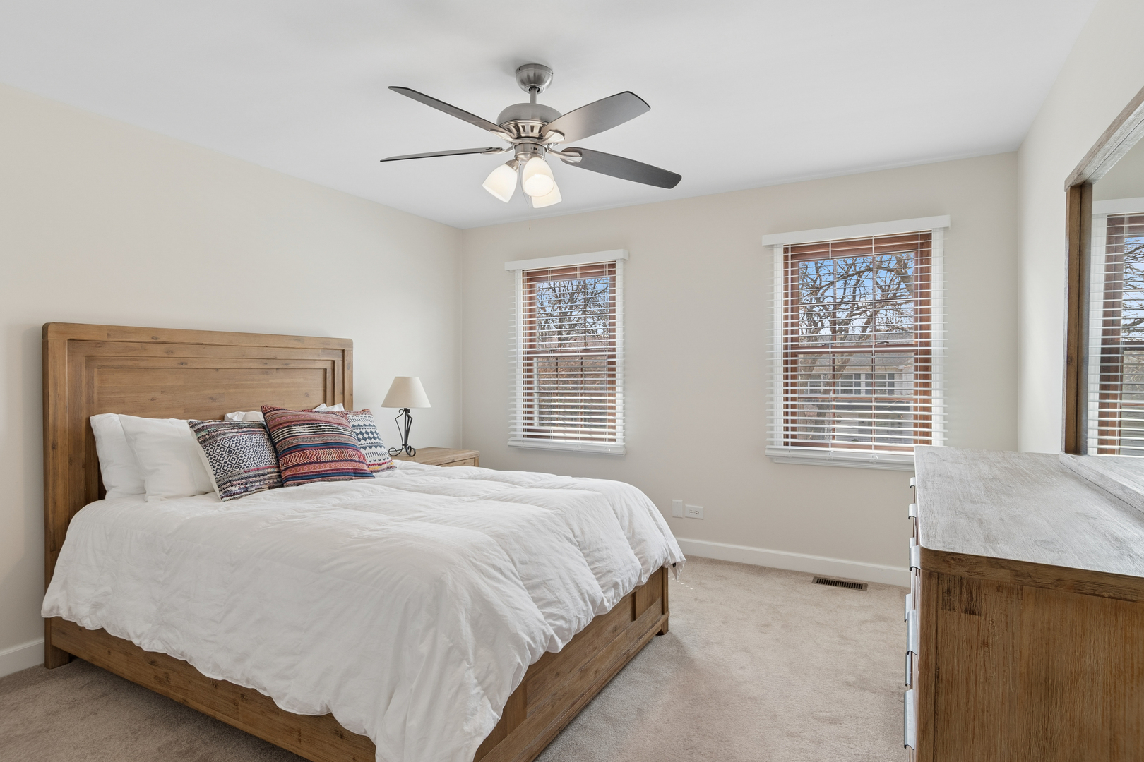 2238 Allegany Drive, Naperville, IL 60565