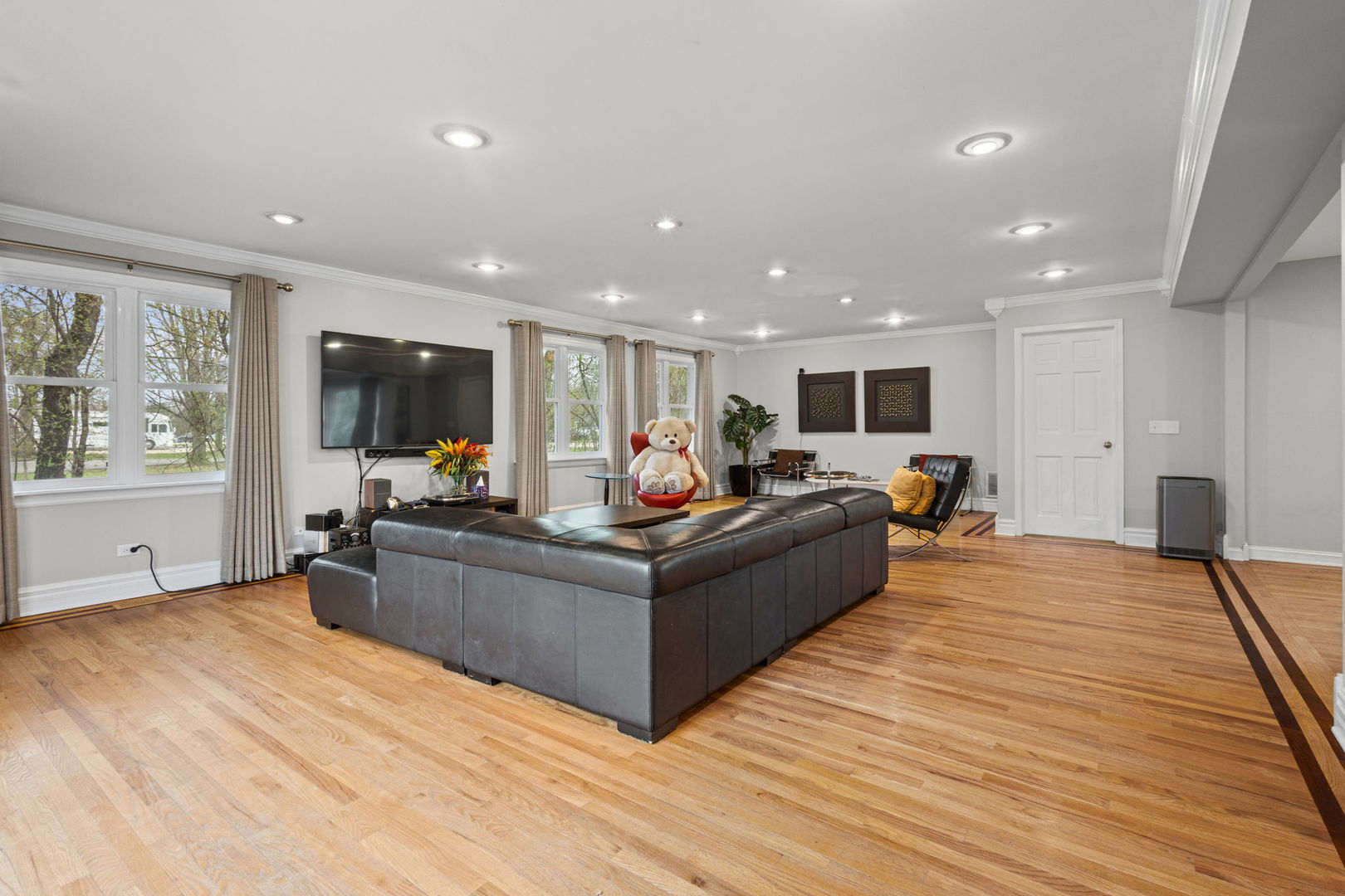 75 Ela Road, Inverness, IL 60067