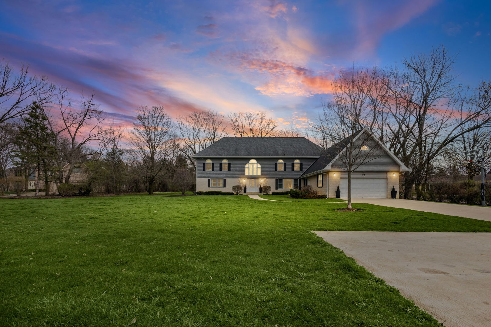 75 Ela Road, Inverness, IL 60067